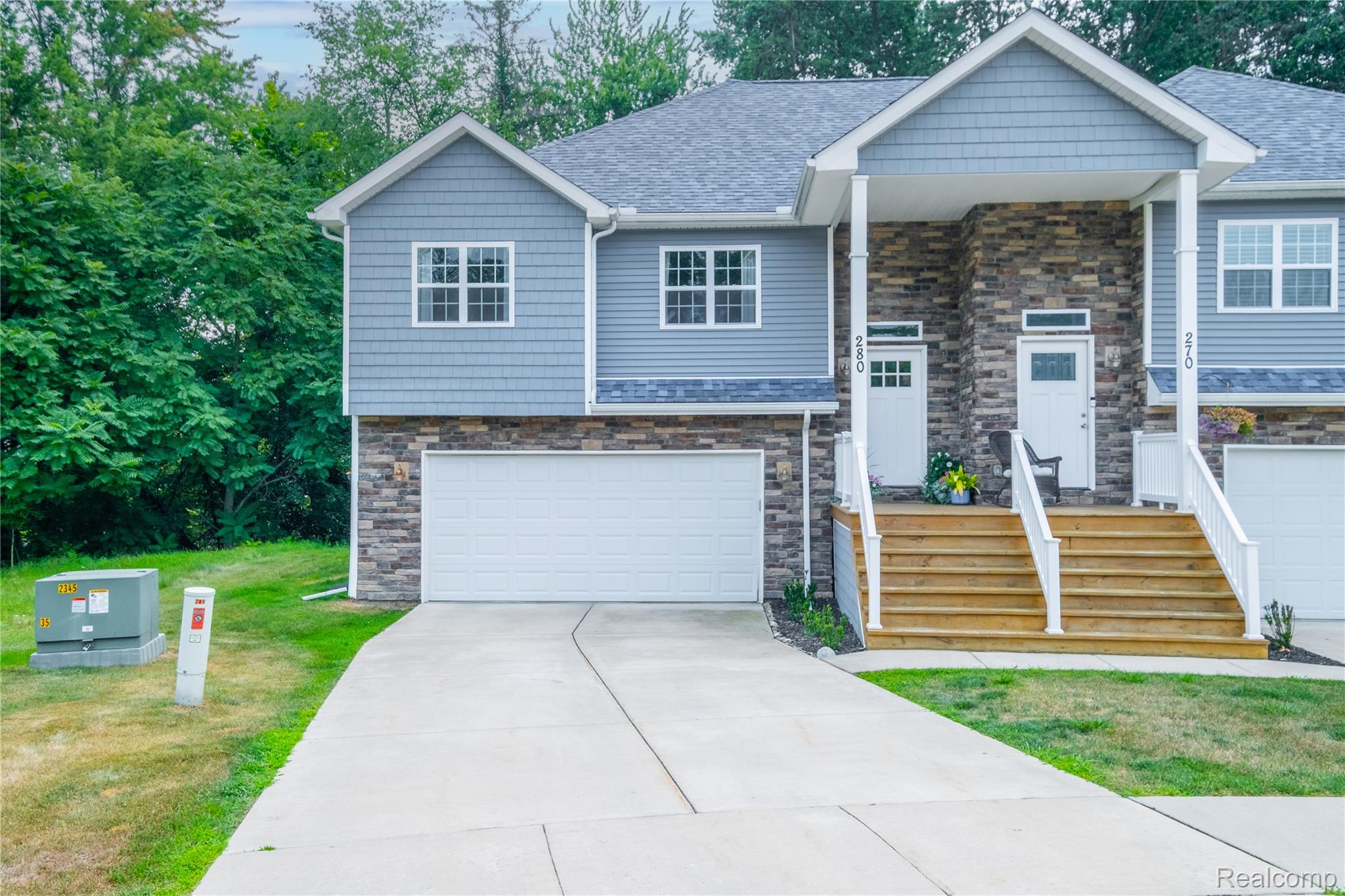 280 Whispering Pines Drive 25