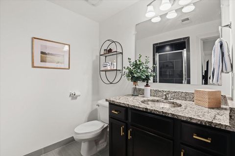 Tiny photo for 1220 Diamond Court #E, Royal Oak City, MI 48067 (MLS # 81025057354)