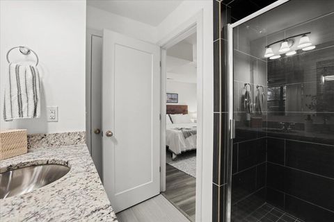 Tiny photo for 1220 Diamond Court #E, Royal Oak City, MI 48067 (MLS # 81025057354)