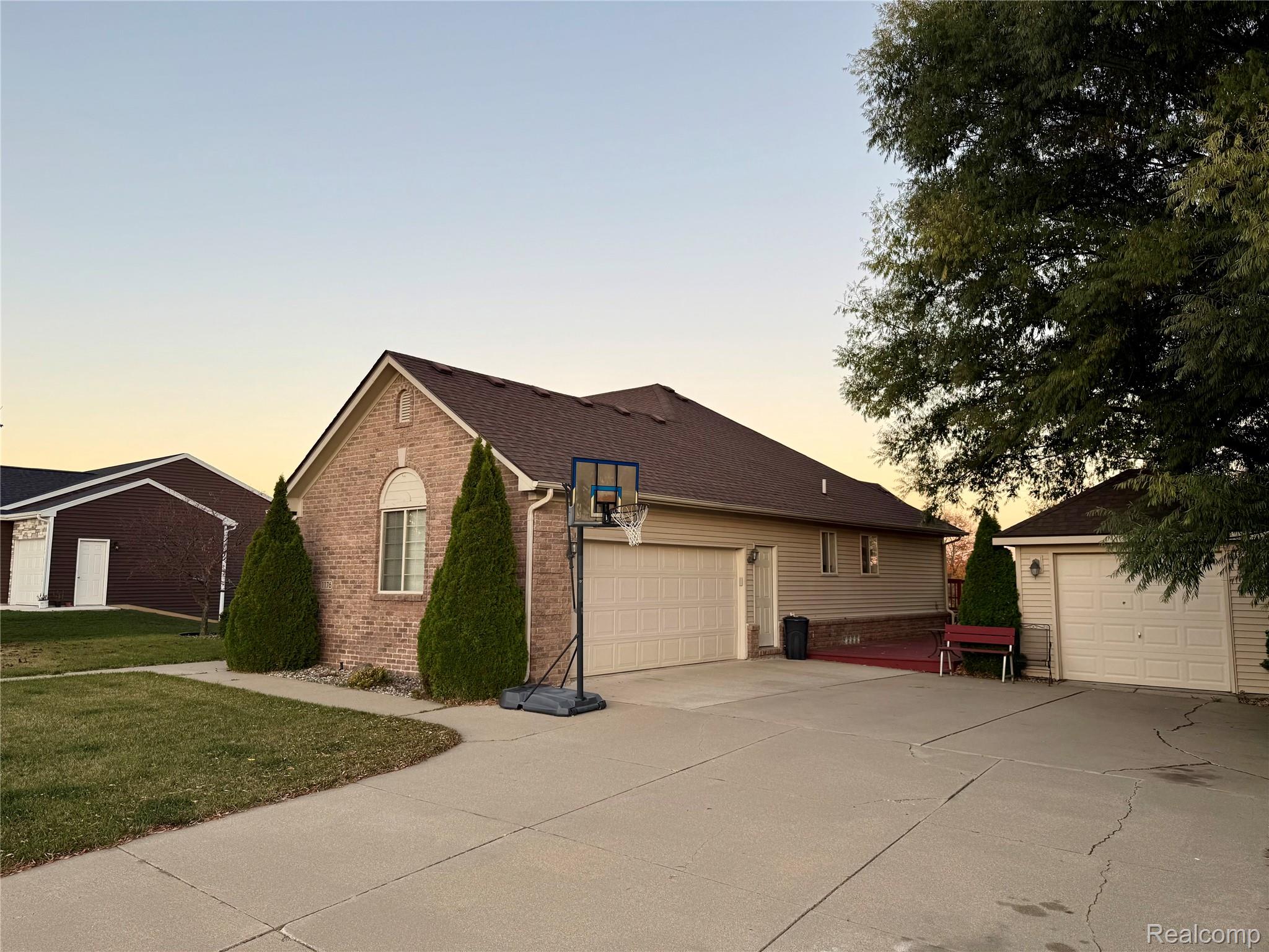 1176 Rutherford Street