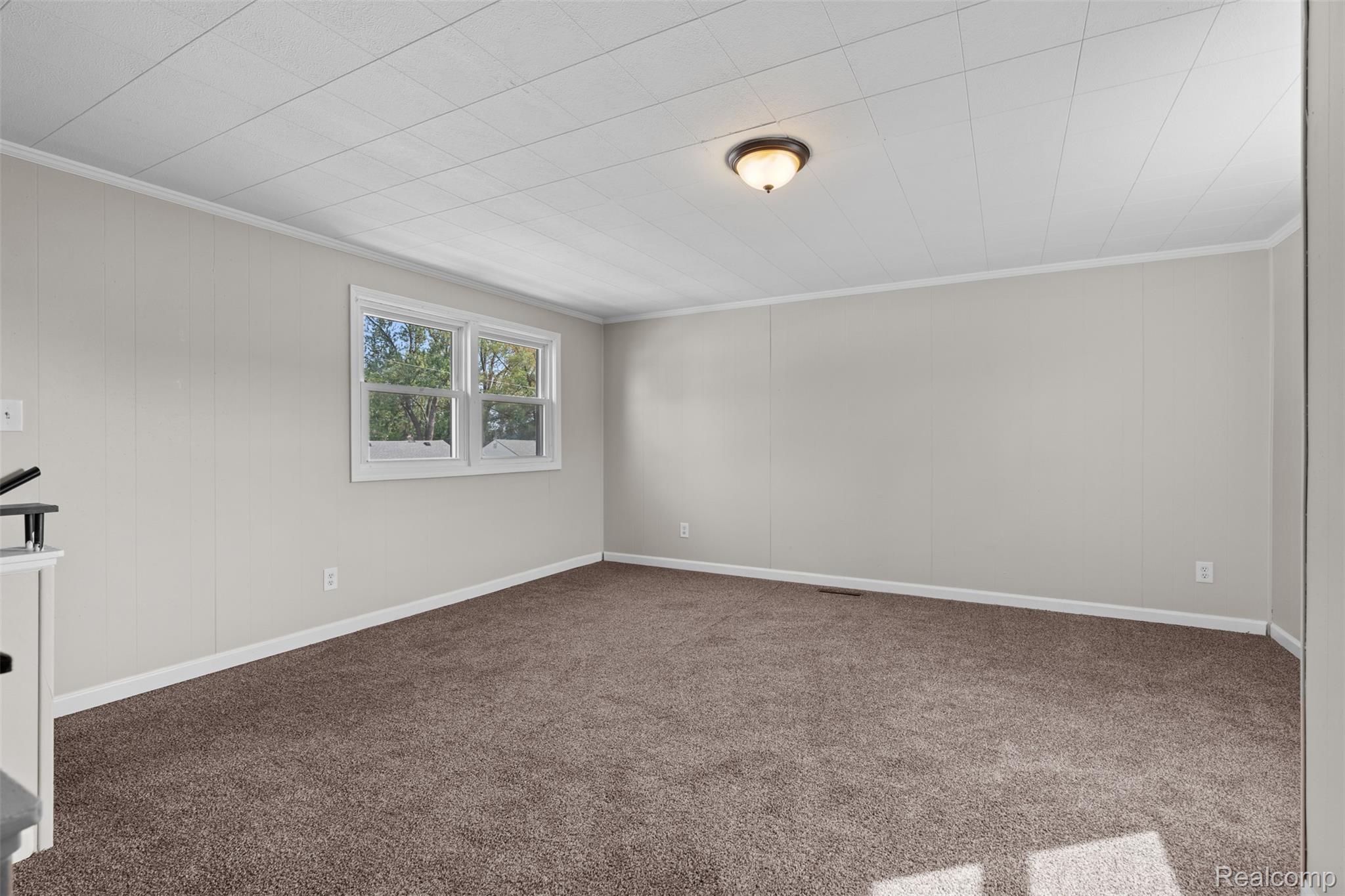 Warren City, Michigan 48089, United States, 3 Bedrooms Bedrooms, ,1 BathroomBathrooms,Residential,Active,217611