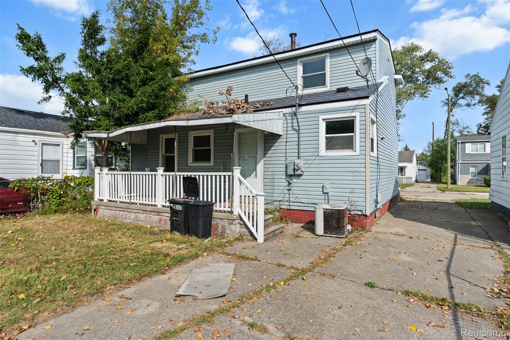 Warren City, Michigan 48089, United States, 3 Bedrooms Bedrooms, ,1 BathroomBathrooms,Residential,Active,217611