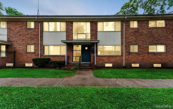 17332 BENTLER ST APT 304, DETROIT, MI 48219 - Image 2dc7fed7ce1f3fc4a6688028cd7005b8/3729677703