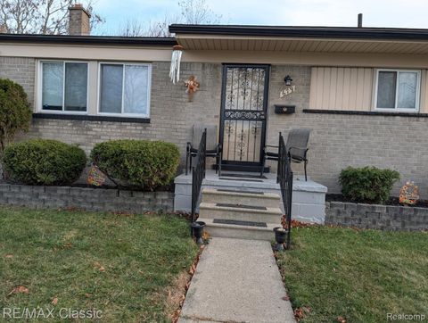 679 Linda Vista Drive Pontiac City MI 48342