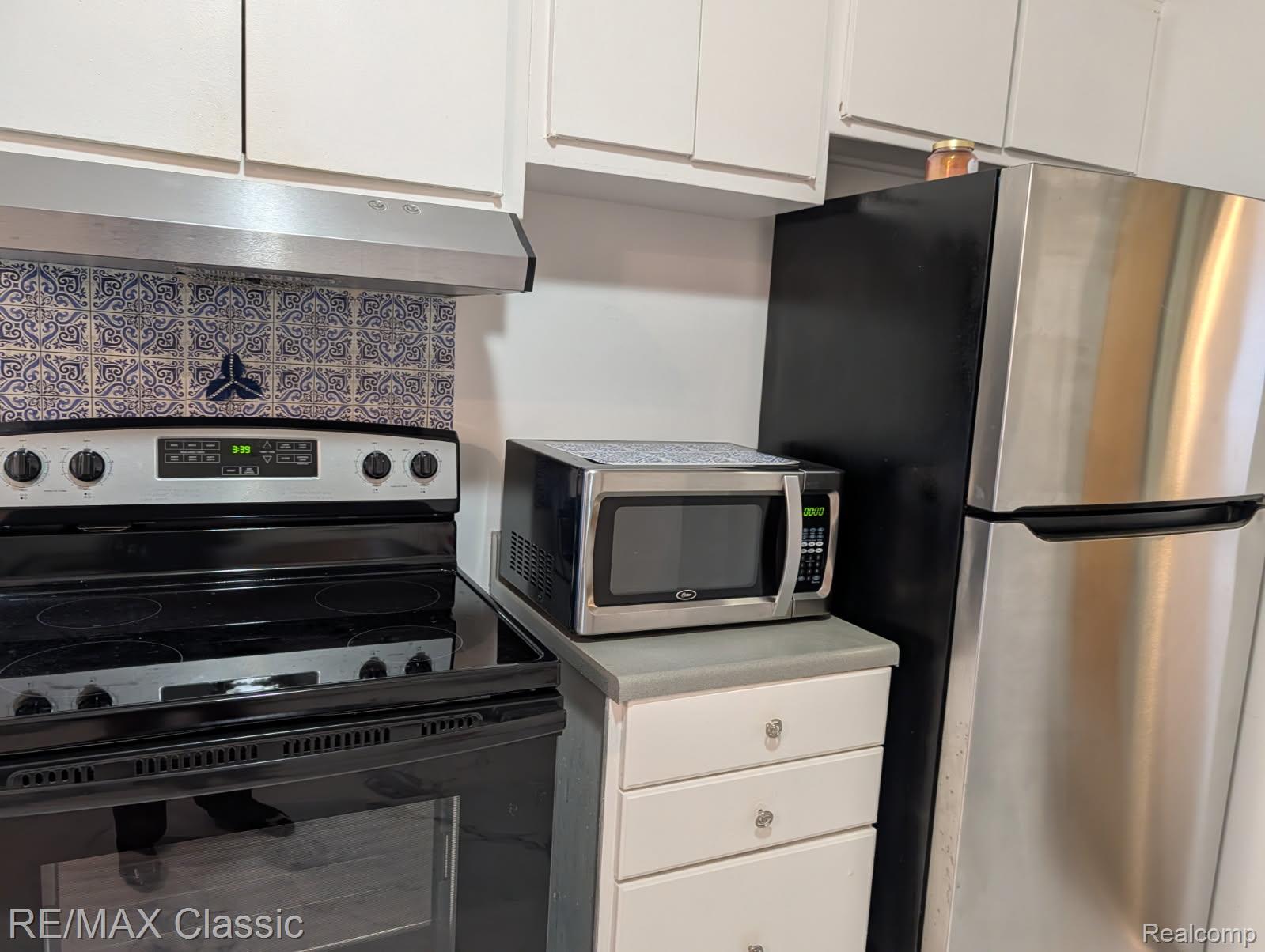 679 Linda Vista Drive