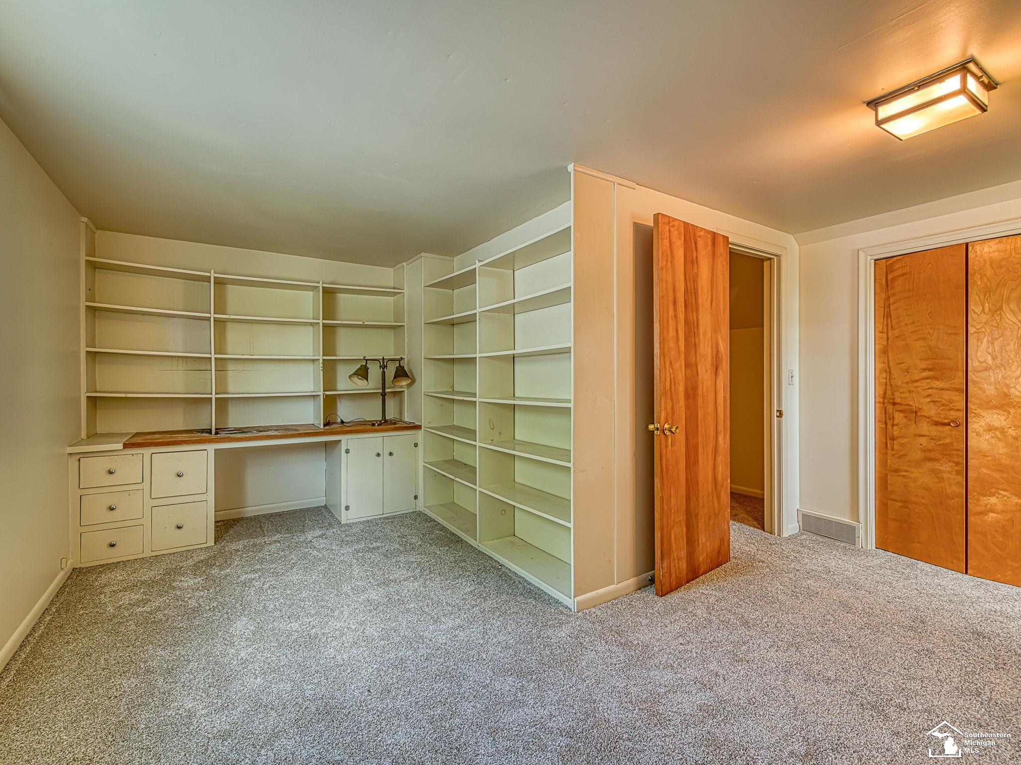 Monroe Charter Township, Michigan 48161, United States, 4 Bedrooms Bedrooms, ,2 BathroomsBathrooms,Residential,Active,158868