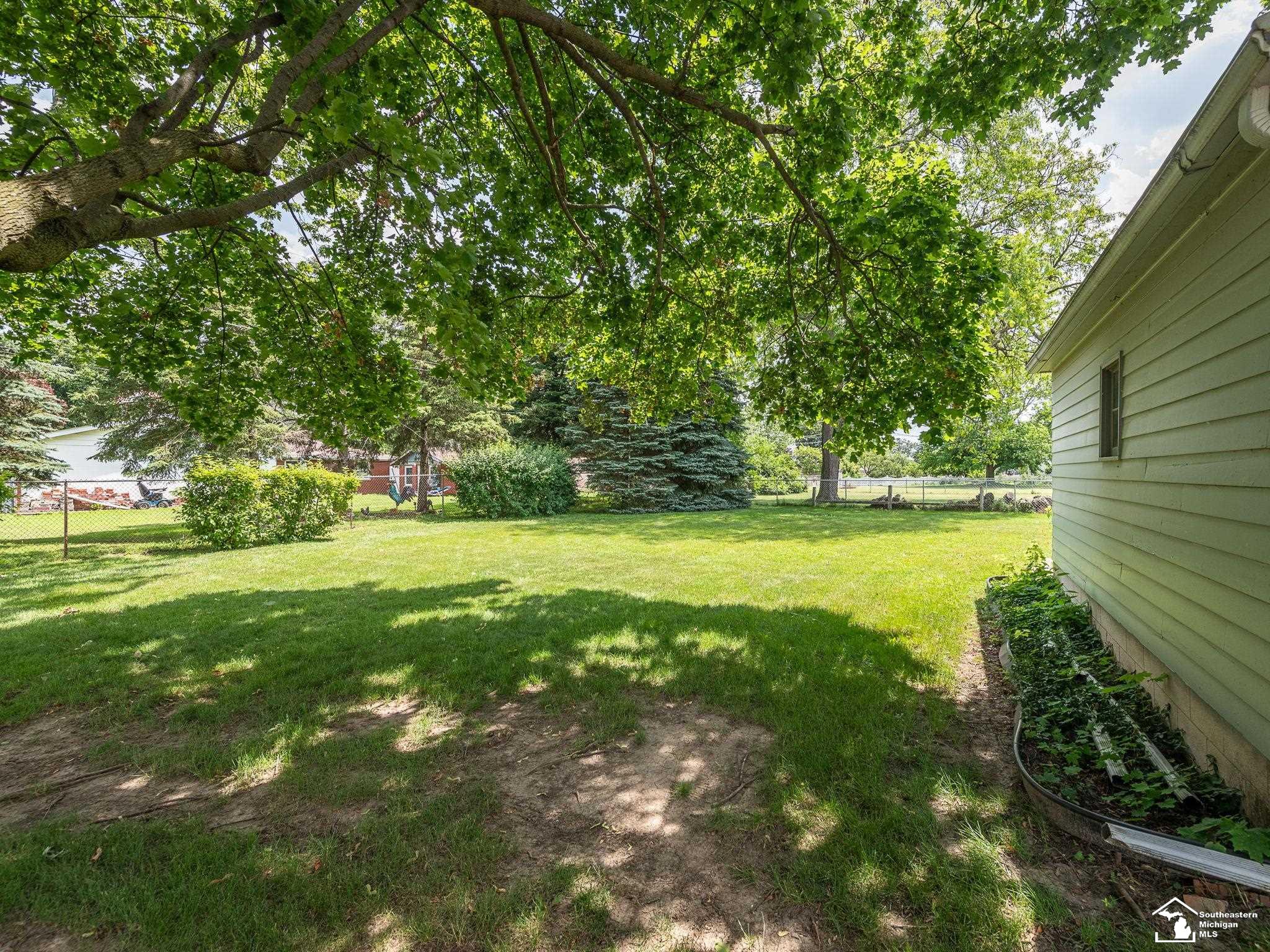 Monroe Charter Township, Michigan 48161, United States, 4 Bedrooms Bedrooms, ,2 BathroomsBathrooms,Residential,Active,158868