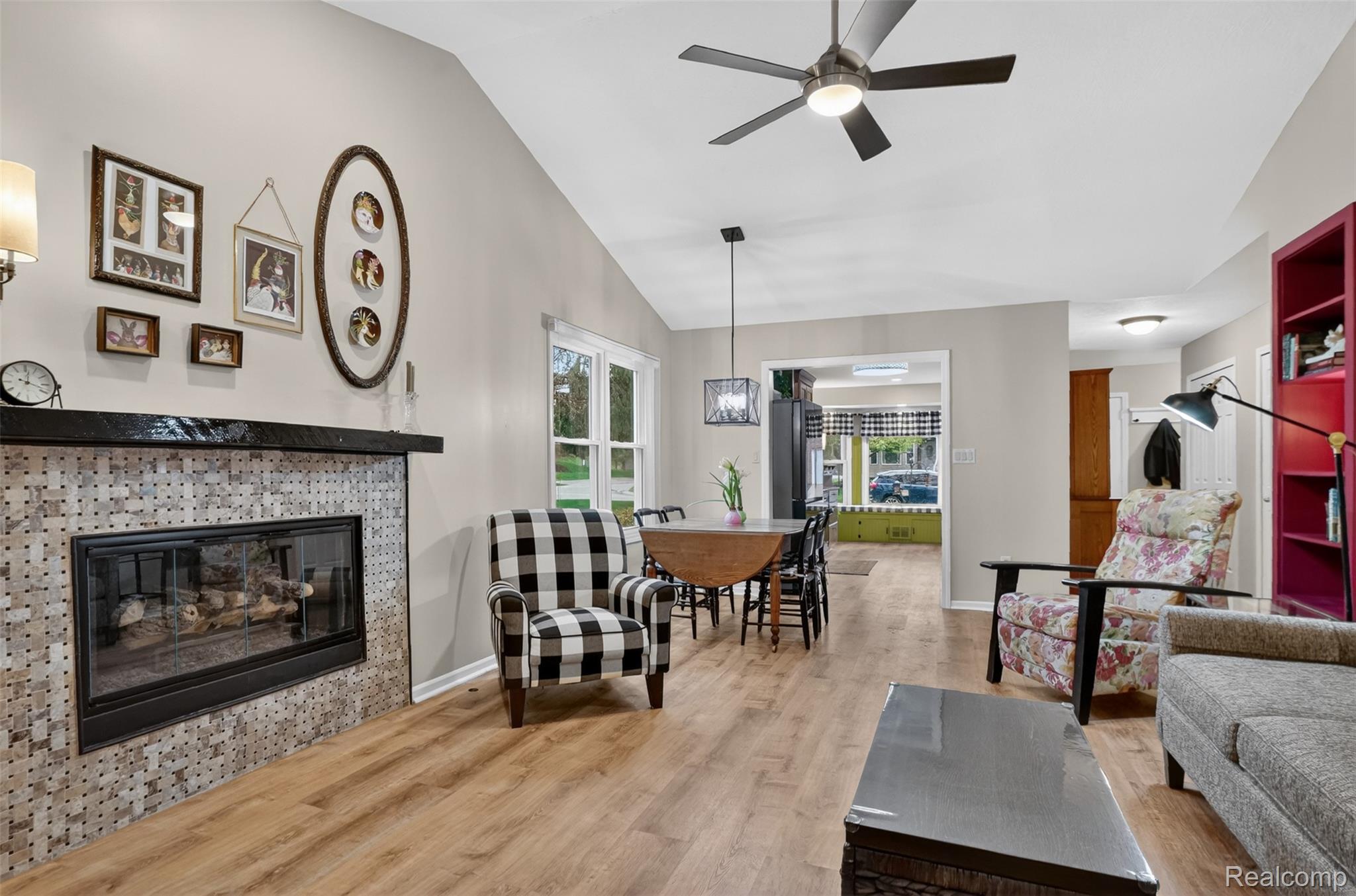 1390 Steeplechase Court