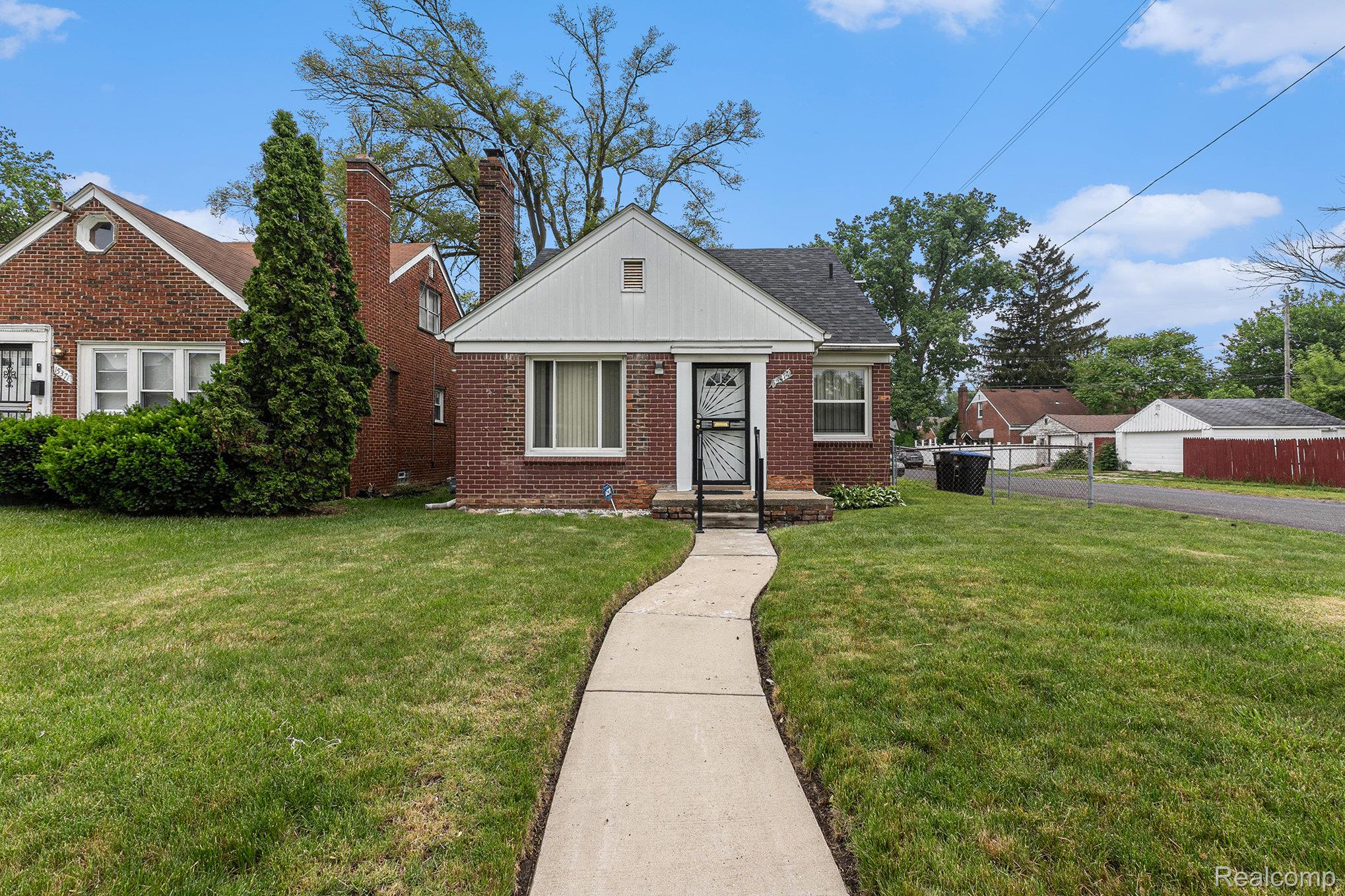 Detroit City, Michigan 48223, United States, 3 Bedrooms Bedrooms, ,2 BathroomsBathrooms,Residential,Active,147819