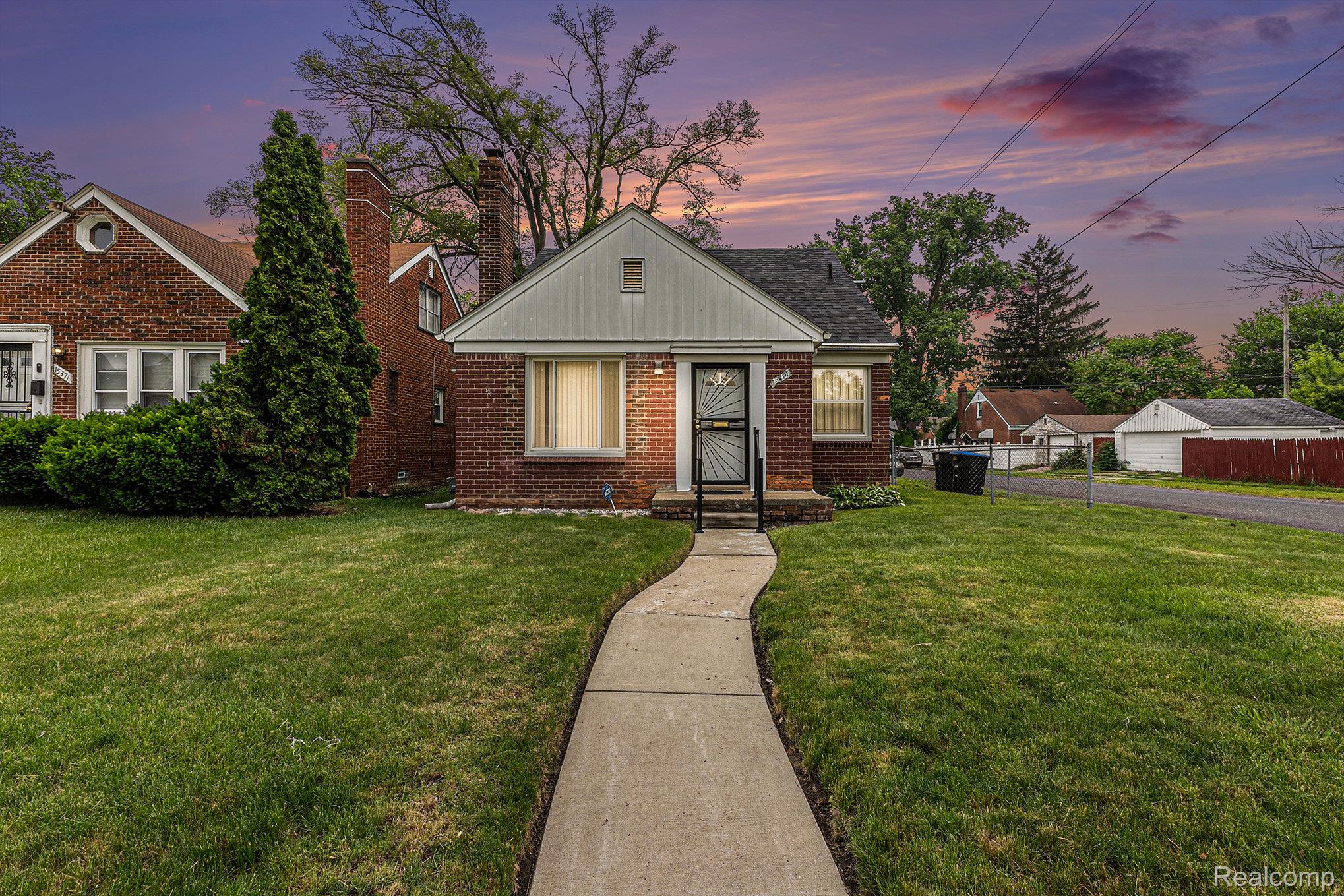 Detroit City, Michigan 48223, United States, 3 Bedrooms Bedrooms, ,2 BathroomsBathrooms,Residential,Active,147819 Detroit City, Michigan 48223, United States, 3 Bedrooms Bedrooms, ,2 BathroomsBathrooms,Residential,Active,147819