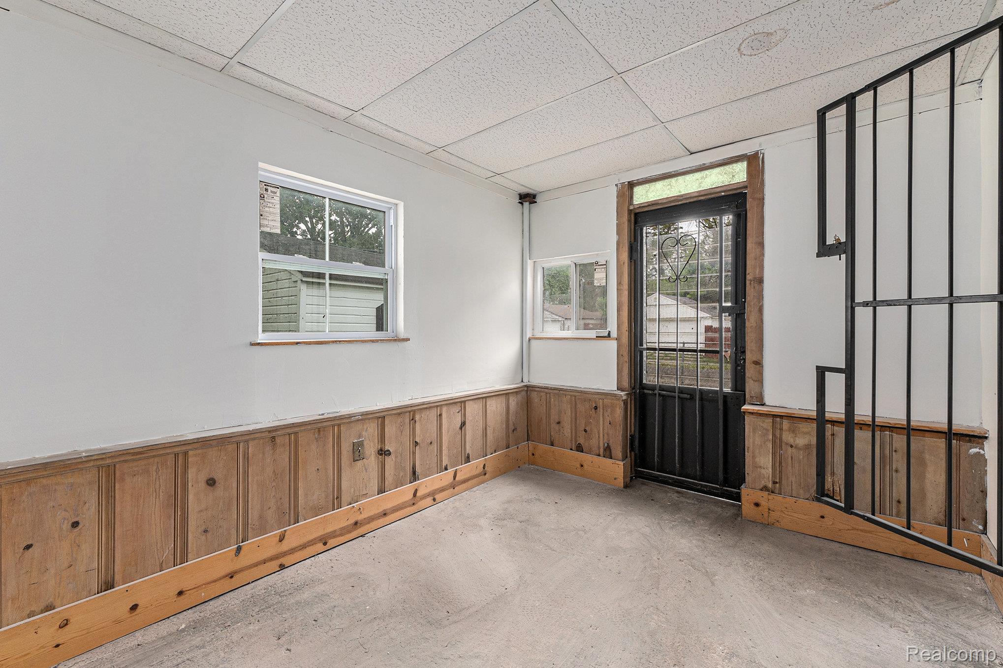 Detroit City, Michigan 48223, United States, 3 Bedrooms Bedrooms, ,2 BathroomsBathrooms,Residential,Active,147819