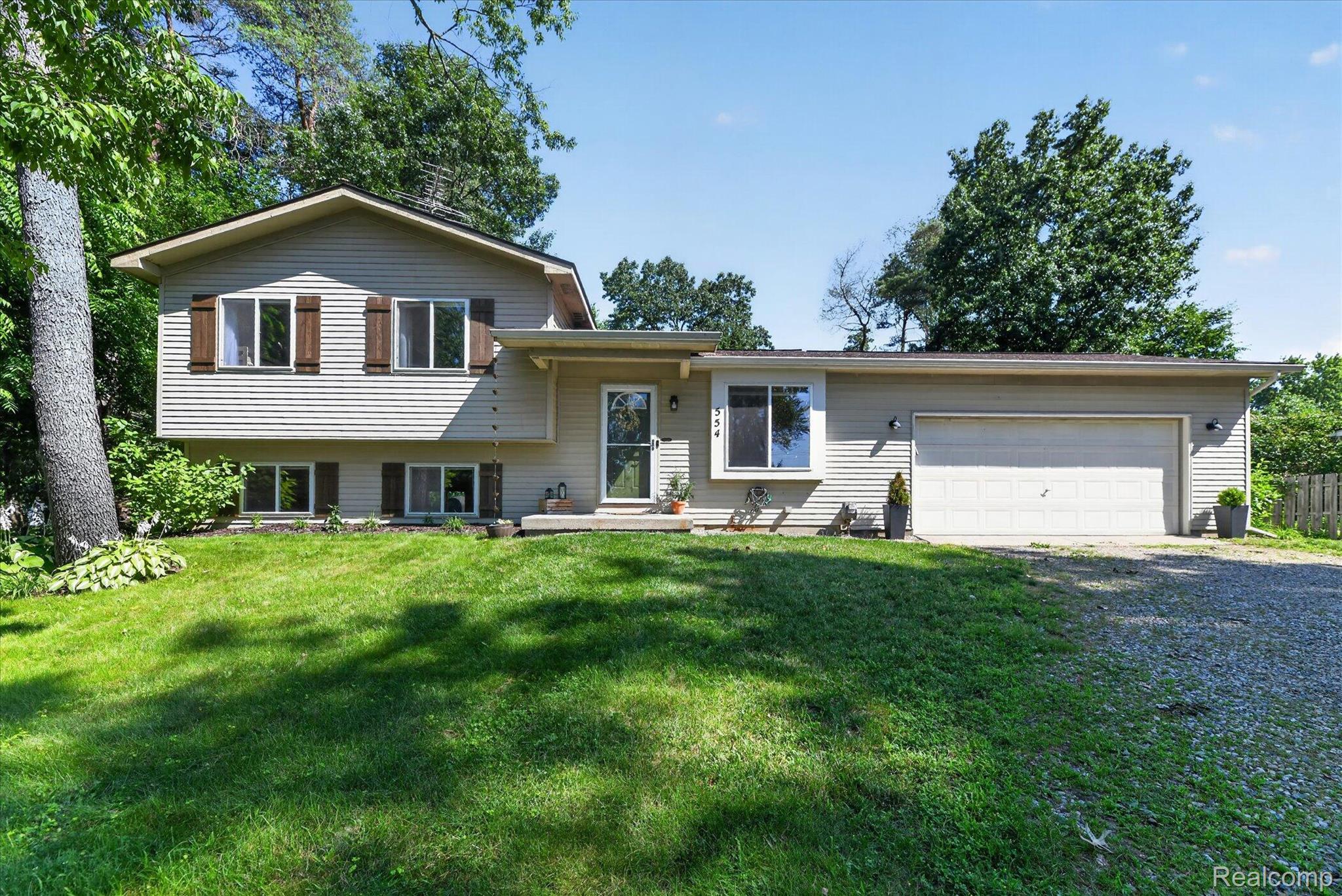 554 Bluewater Drive