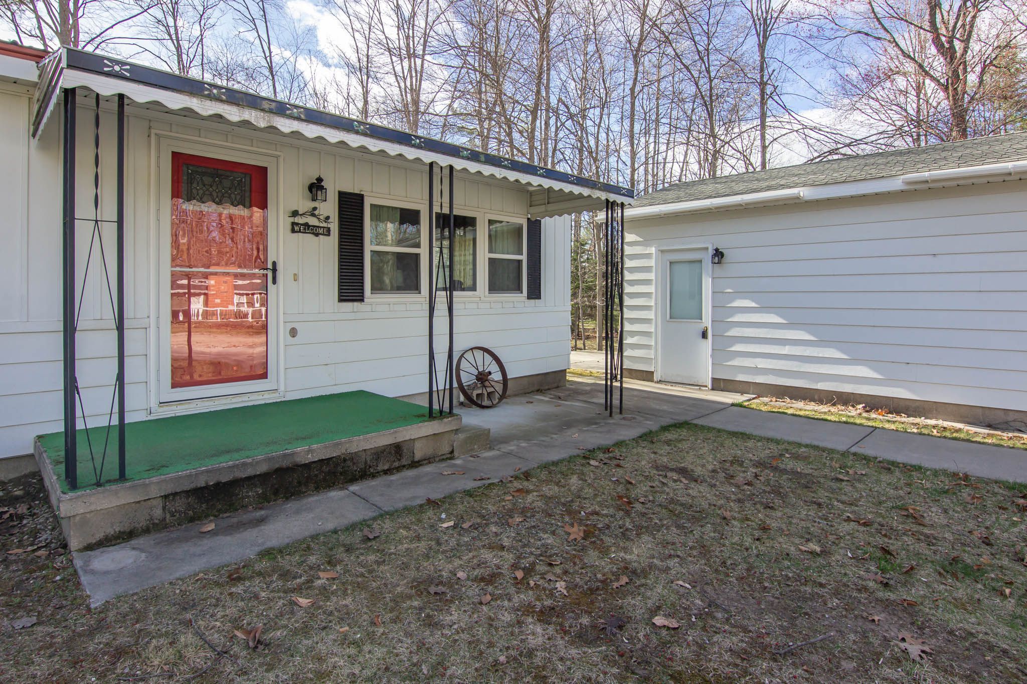 4175 N HAZEL Road