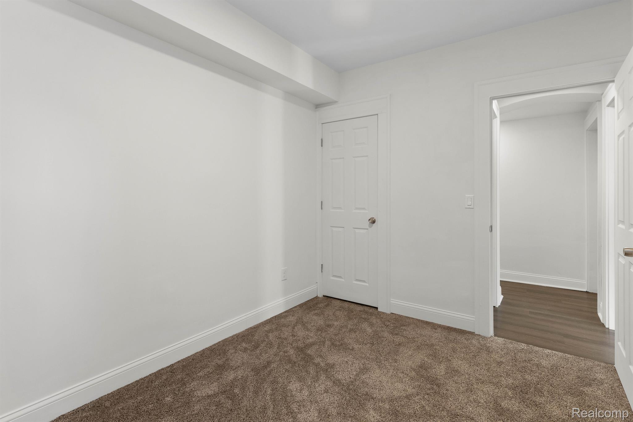 Detroit City, Michigan 48202, United States, 2 Bedrooms Bedrooms, ,1 BathroomBathrooms,Residential,Active,238246