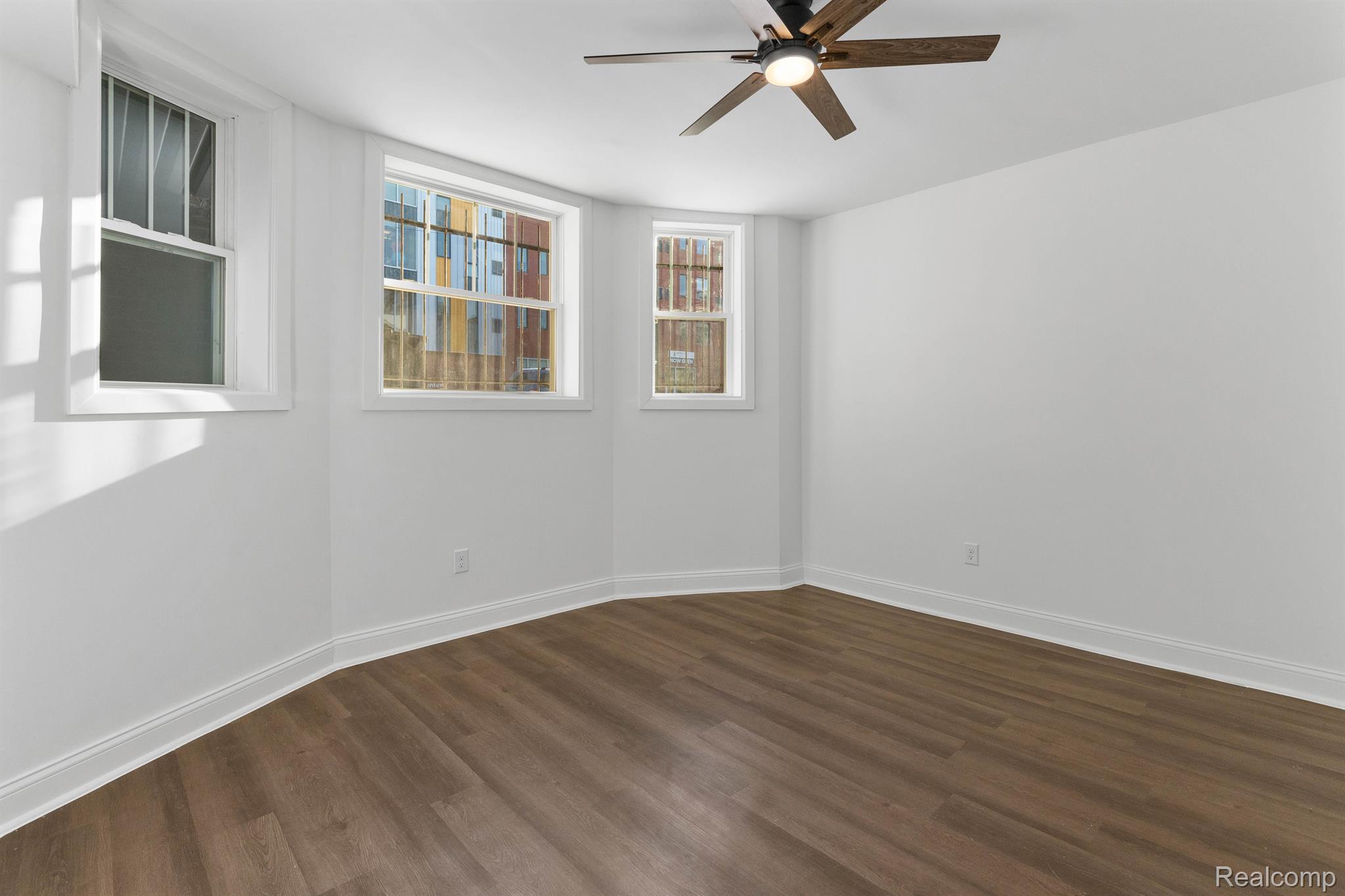 Detroit City, Michigan 48202, United States, 2 Bedrooms Bedrooms, ,1 BathroomBathrooms,Residential,Active,238246