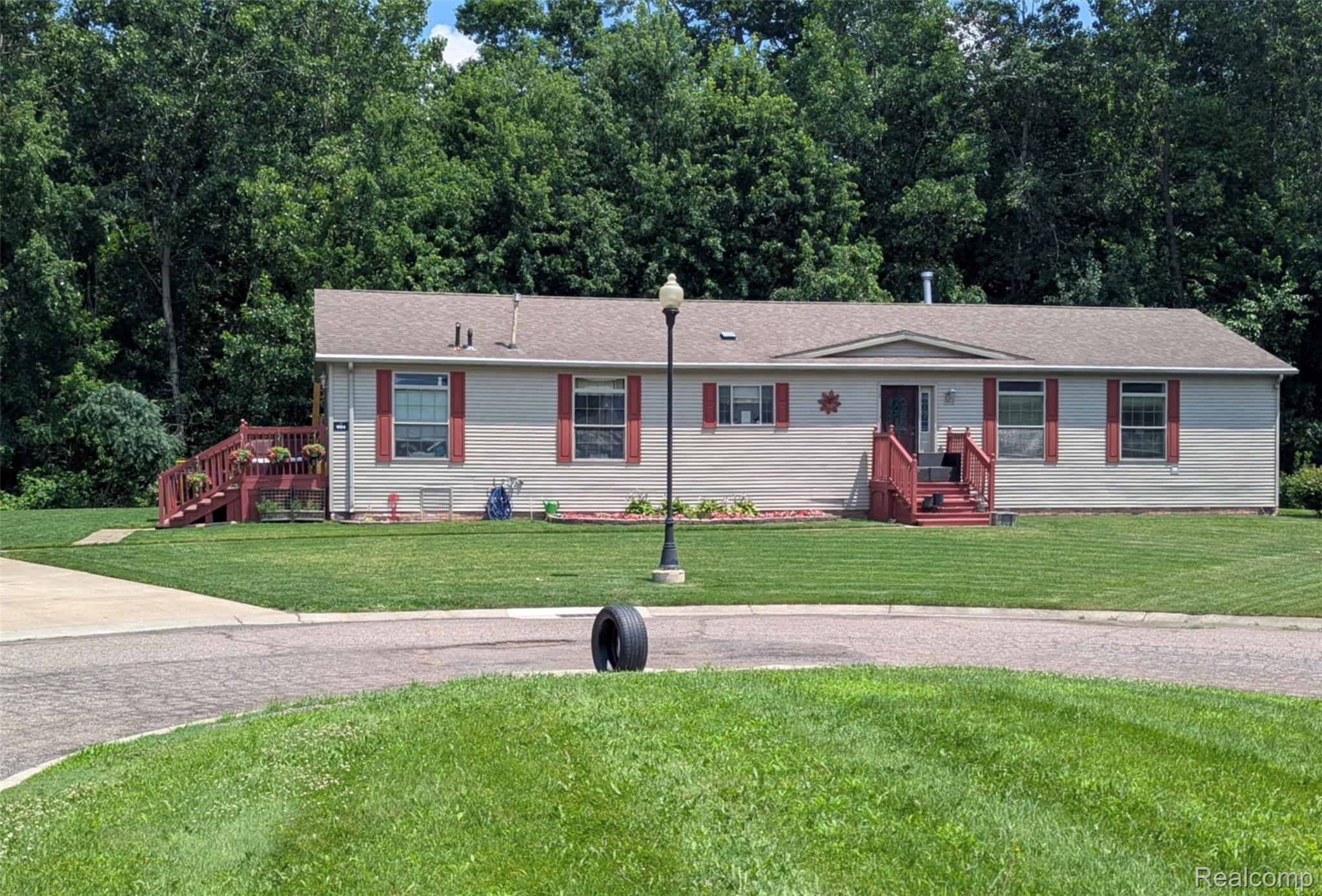 Salem Township, Michigan 48167, United States, 3 Bedrooms Bedrooms, ,2 BathroomsBathrooms,Residential,Active,181205