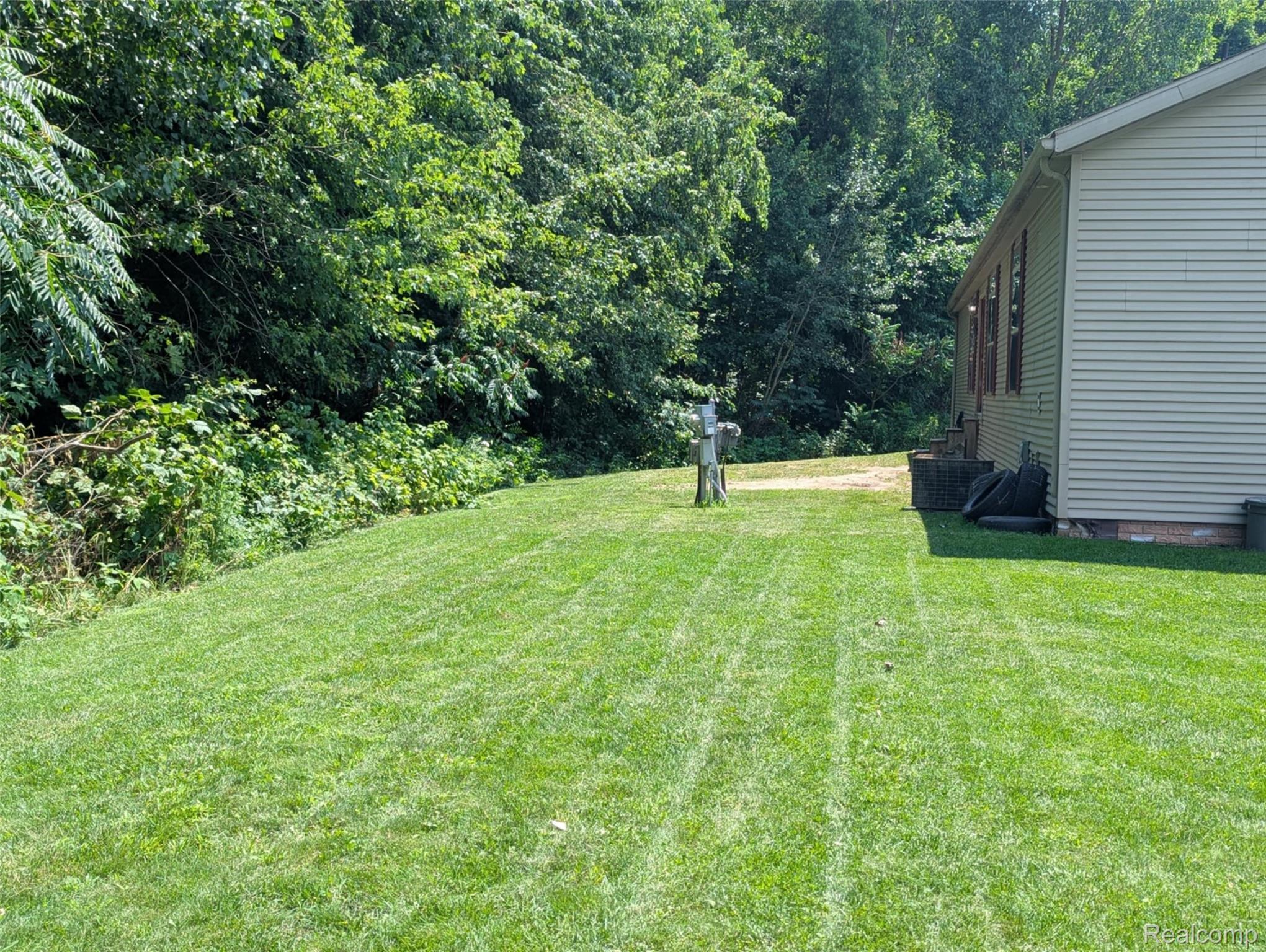 Salem Township, Michigan 48167, United States, 3 Bedrooms Bedrooms, ,2 BathroomsBathrooms,Residential,Active,181205