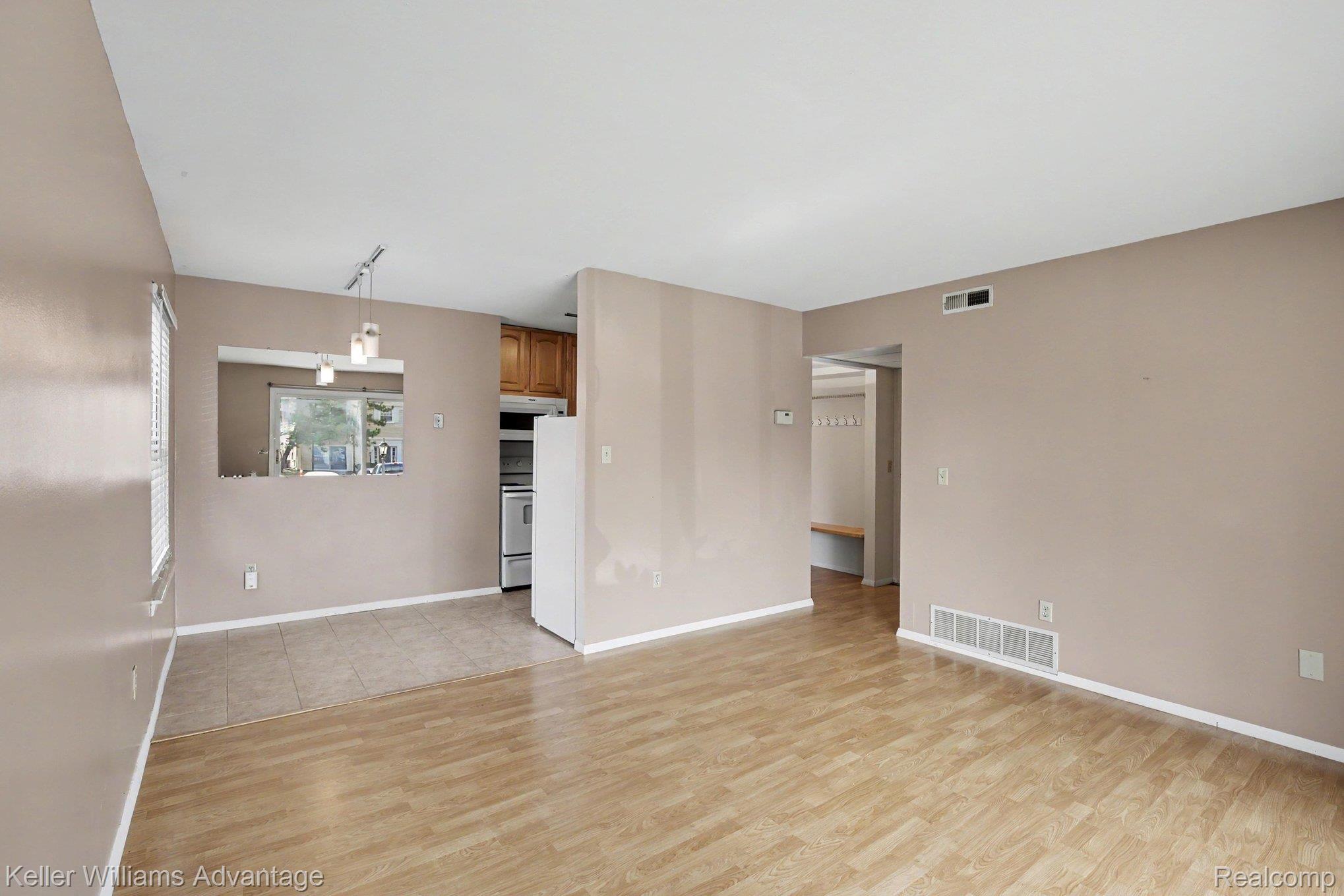 841 Bloomfield Village Boulevard D