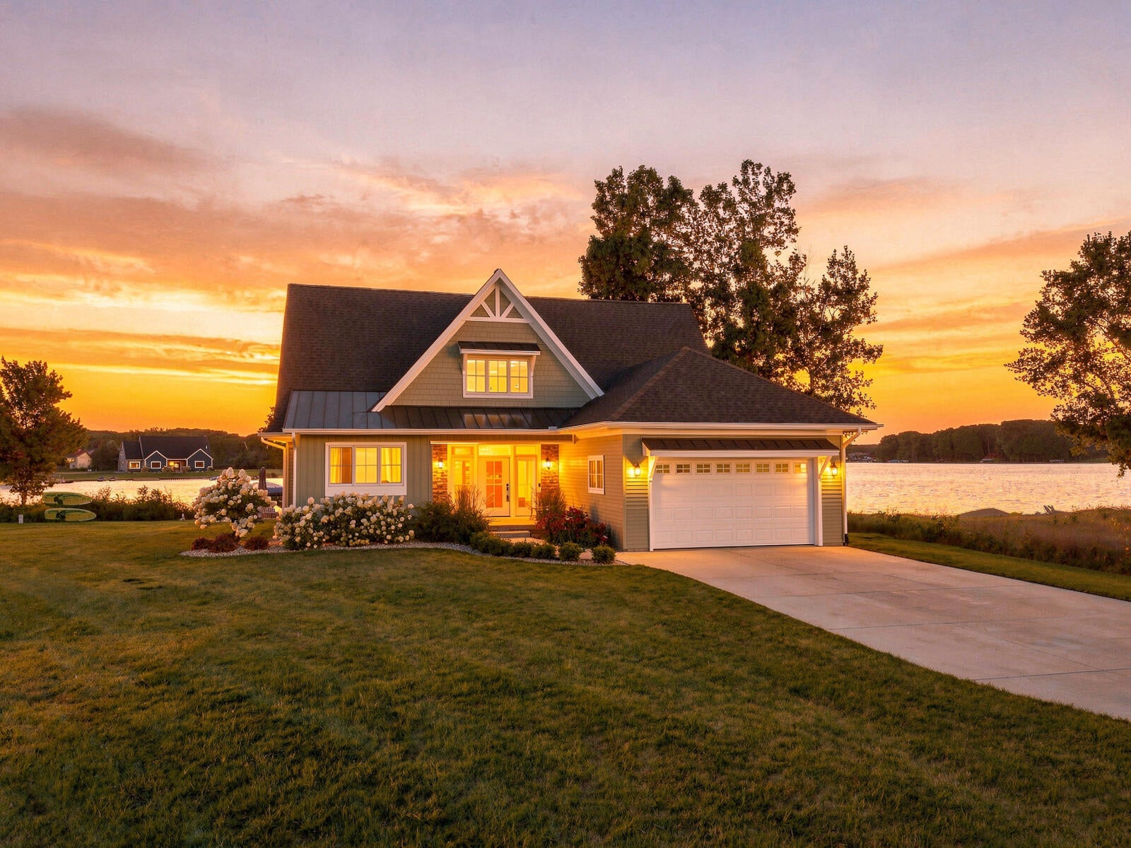 1019 Peninsula Drive