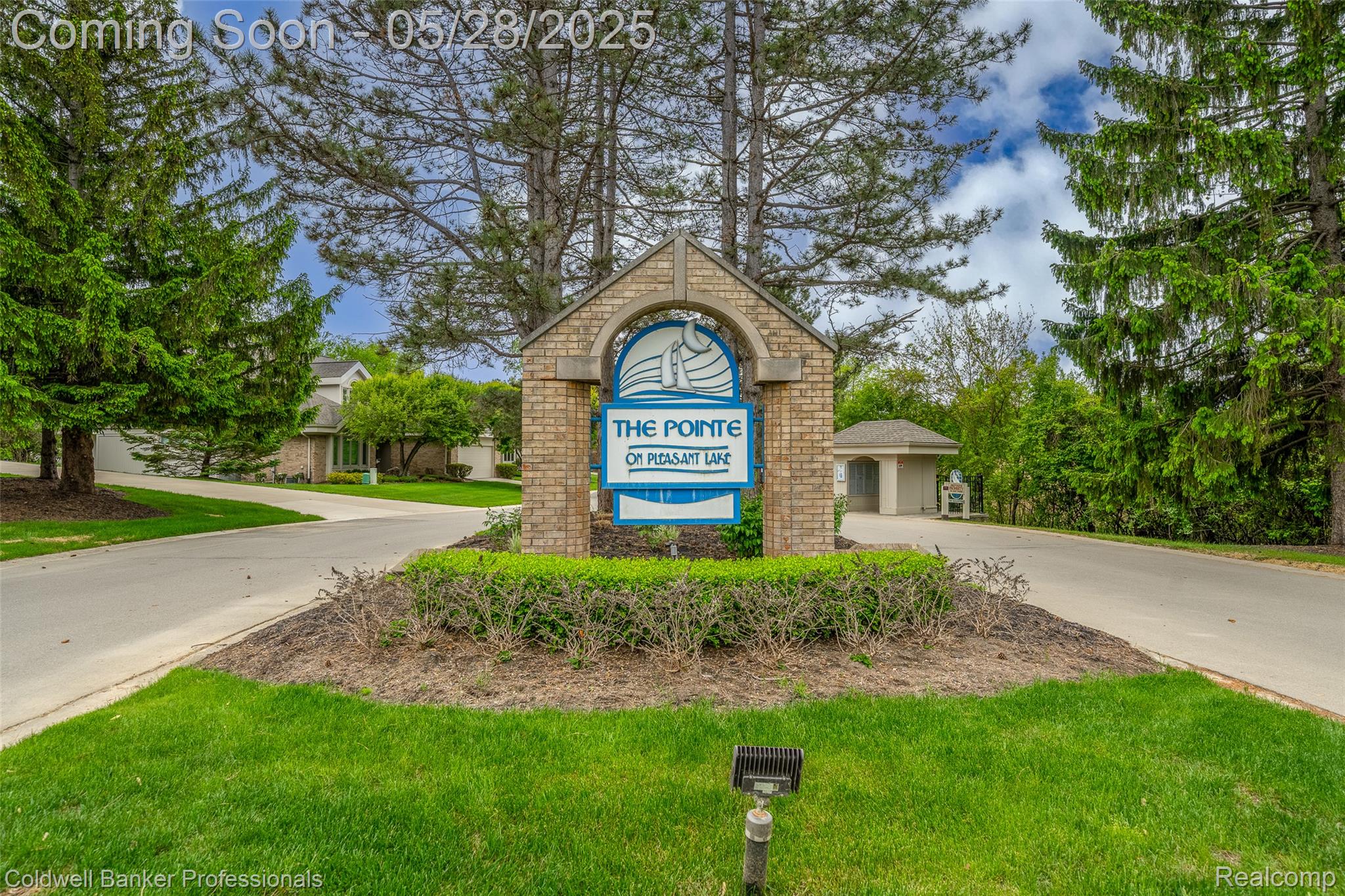 6560 Pleasant Lake Court 11