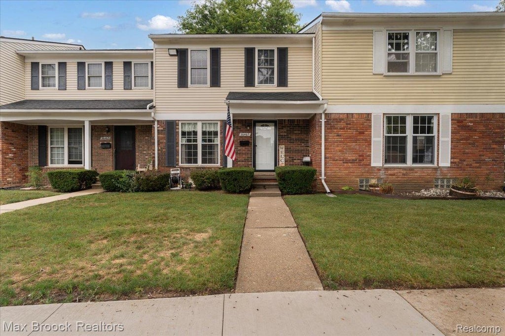 Photo of 36467 Park Place Drive #64, Sterling Heights City, MI 48310 (MLS # 20261071364)