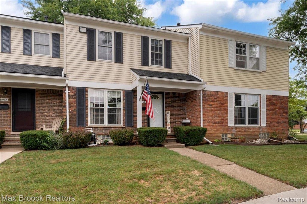 Photo of 36467 Park Place Drive #64, Sterling Heights City, MI 48310 (MLS # 20261071364)