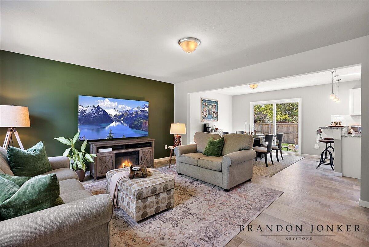 13748 Deer Creek Drive