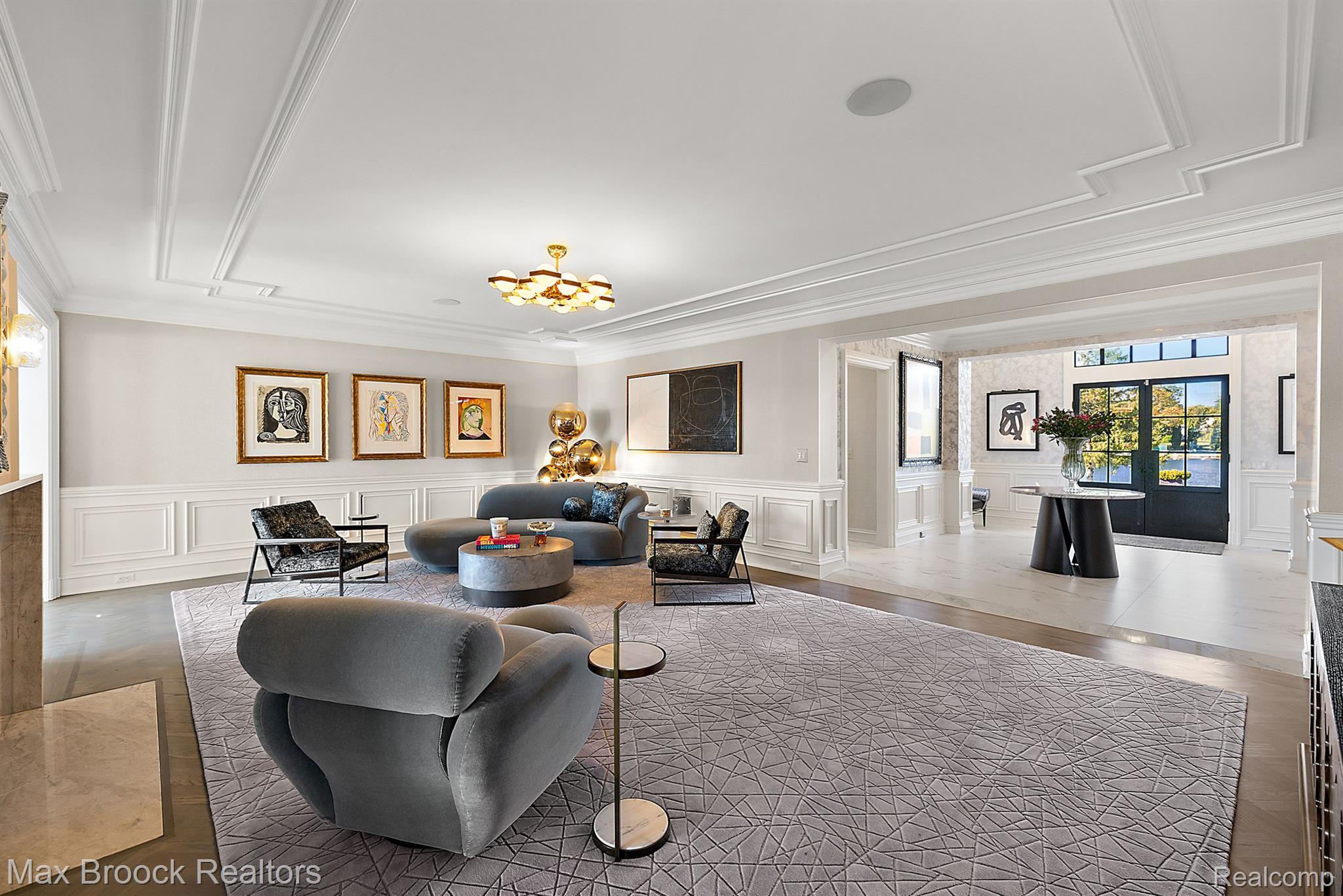 3251 W Shore Drive