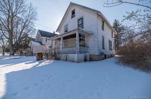 535 Republic Avenue Alma City MI 48801