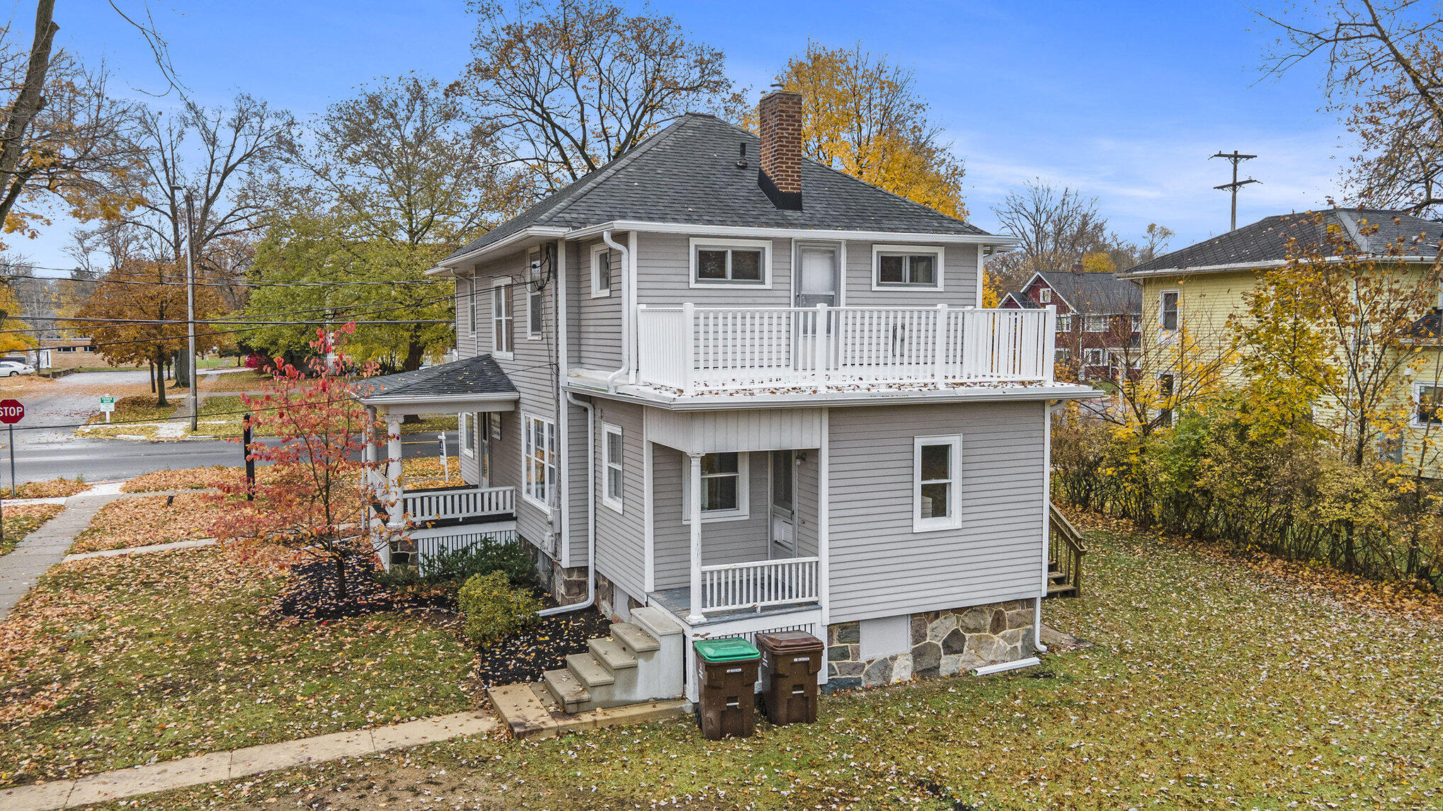 800 S Superior Street