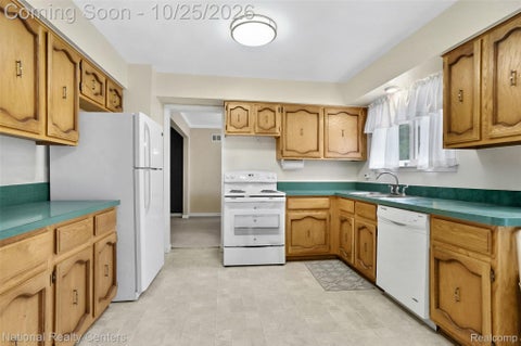 Tiny photo for 19607 Whitby Drive, Livonia City, MI 48152 (MLS # 20261079716)