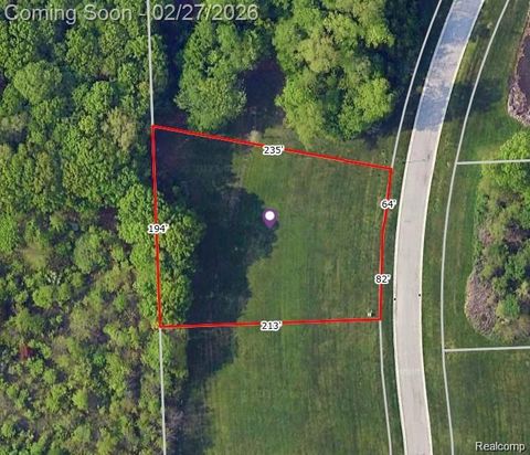 16637 Kings Fairway Lane Grand Blanc City MI 48439