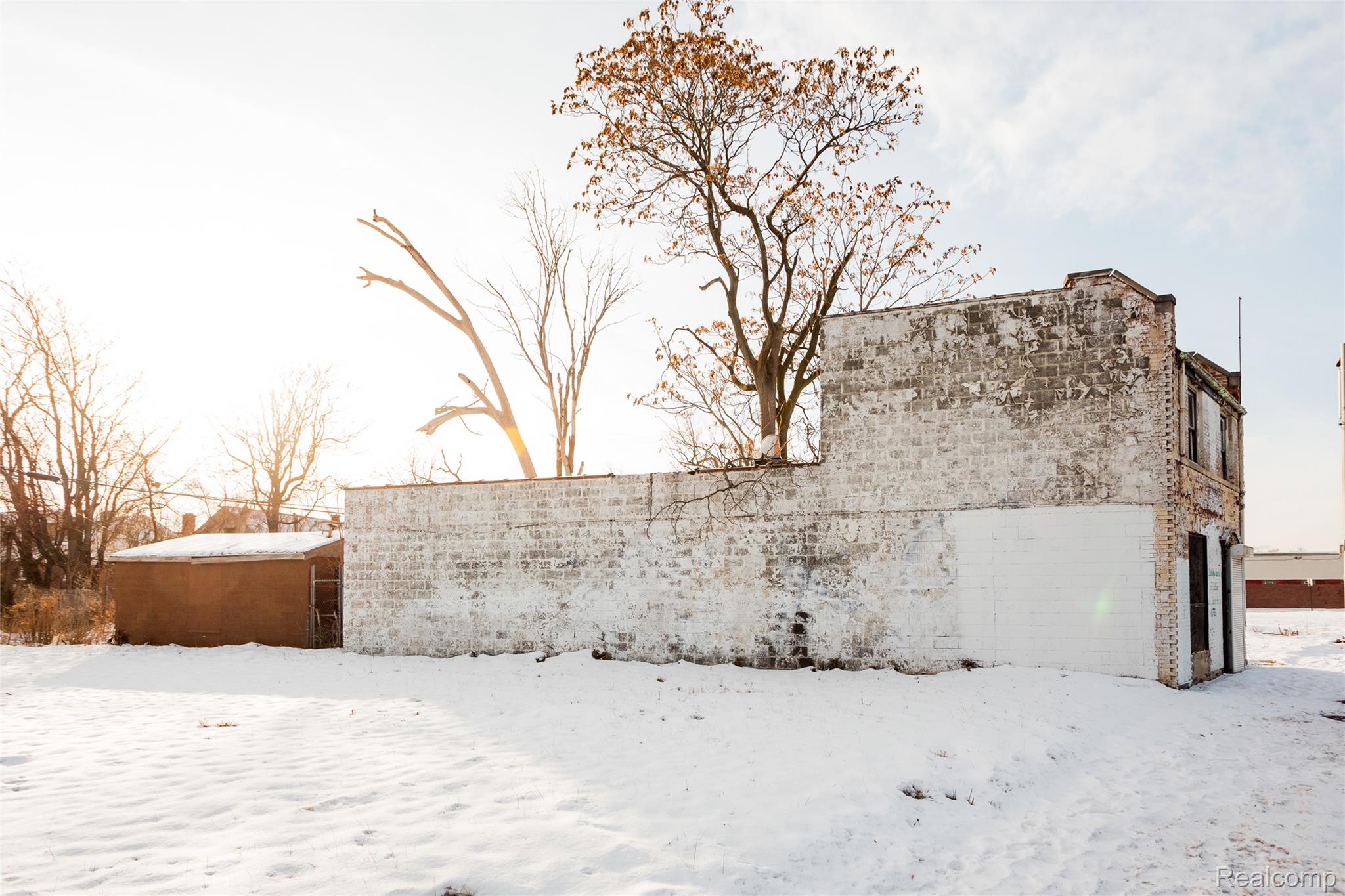 11751 Grand River Avenue