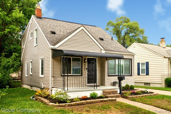 2305 MIDDLESEX AVE, ROYAL OAK, MI 48067 - Image 2e26cf265e46b6e1cbc9c3d12ff44303/1335541698