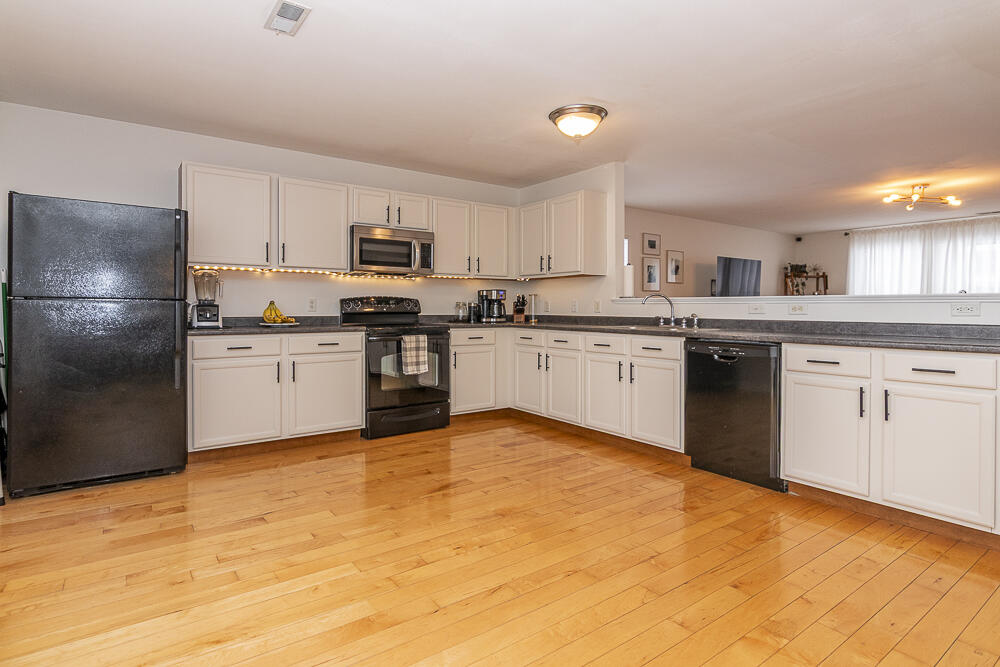 5740 Coddington Lane