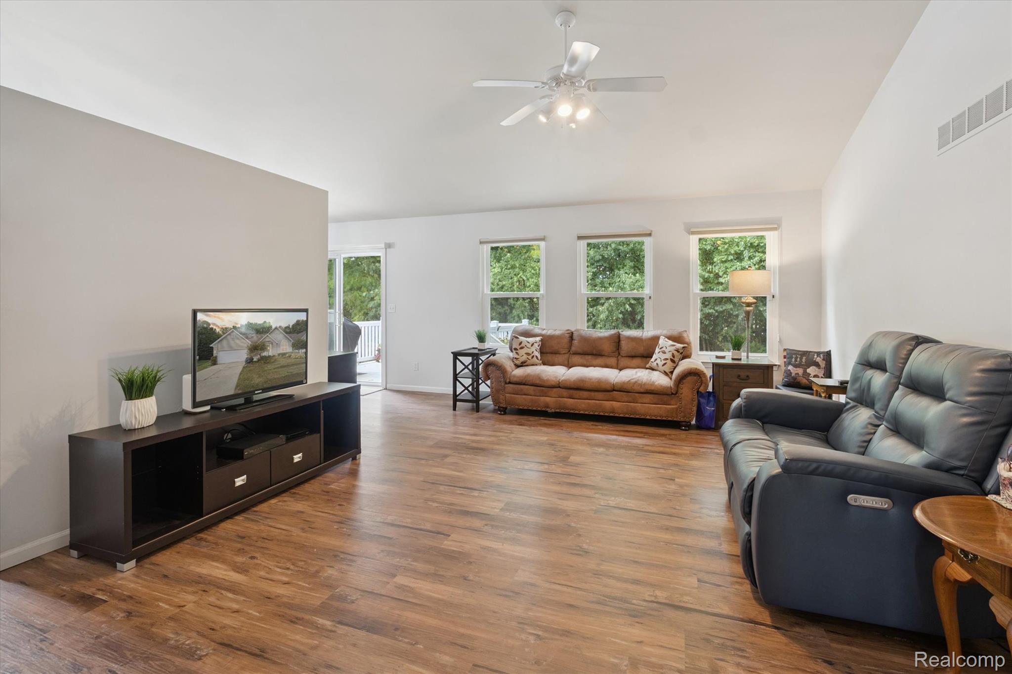 5128 Sandalwood Circle