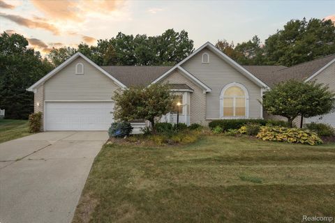 5128 Sandalwood Circle Grand Blanc Charter Township MI 48439