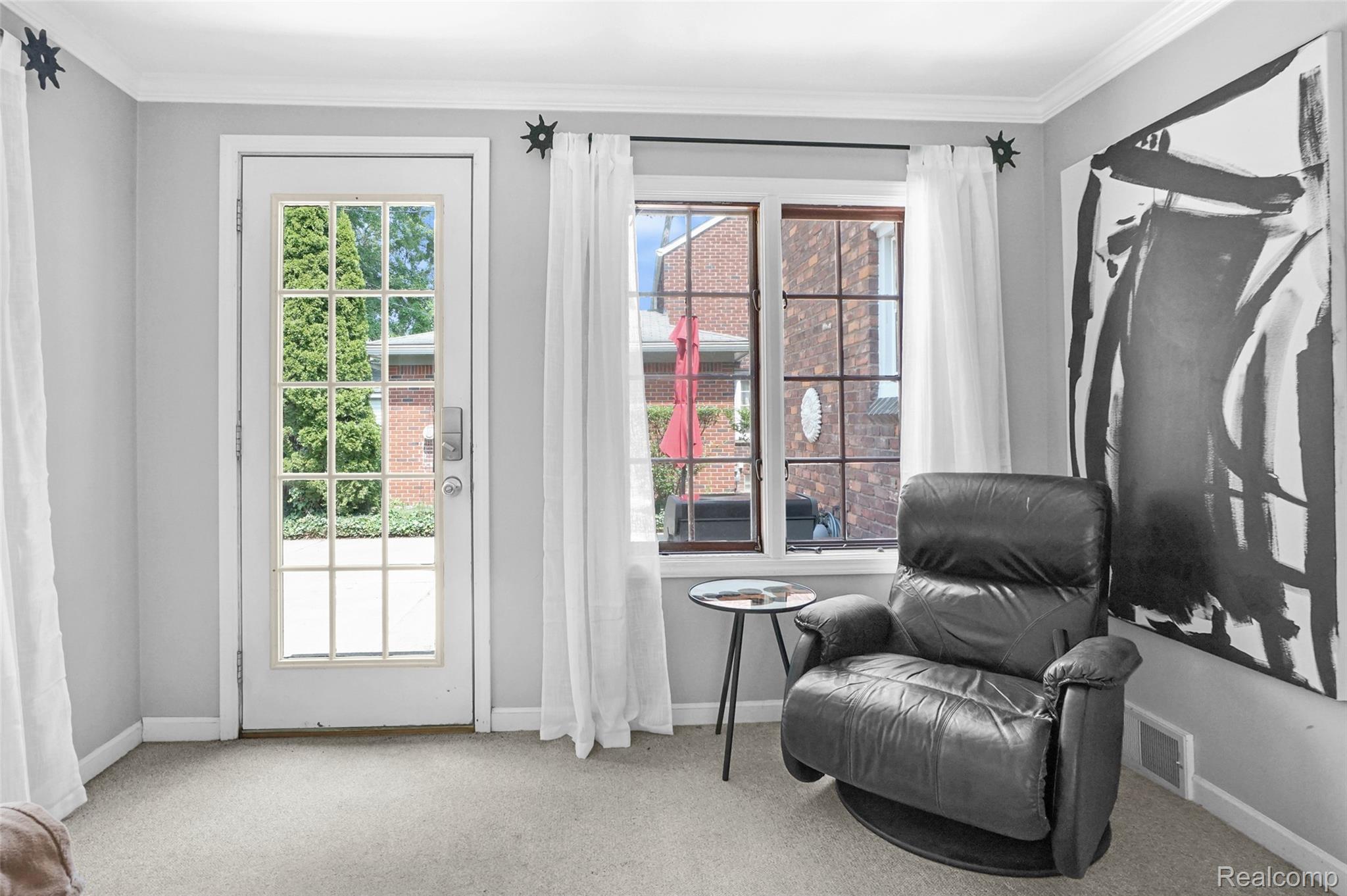 Dearborn City, Michigan 48124, United States, 3 Bedrooms Bedrooms, ,4 BathroomsBathrooms,Residential,Pending,182720