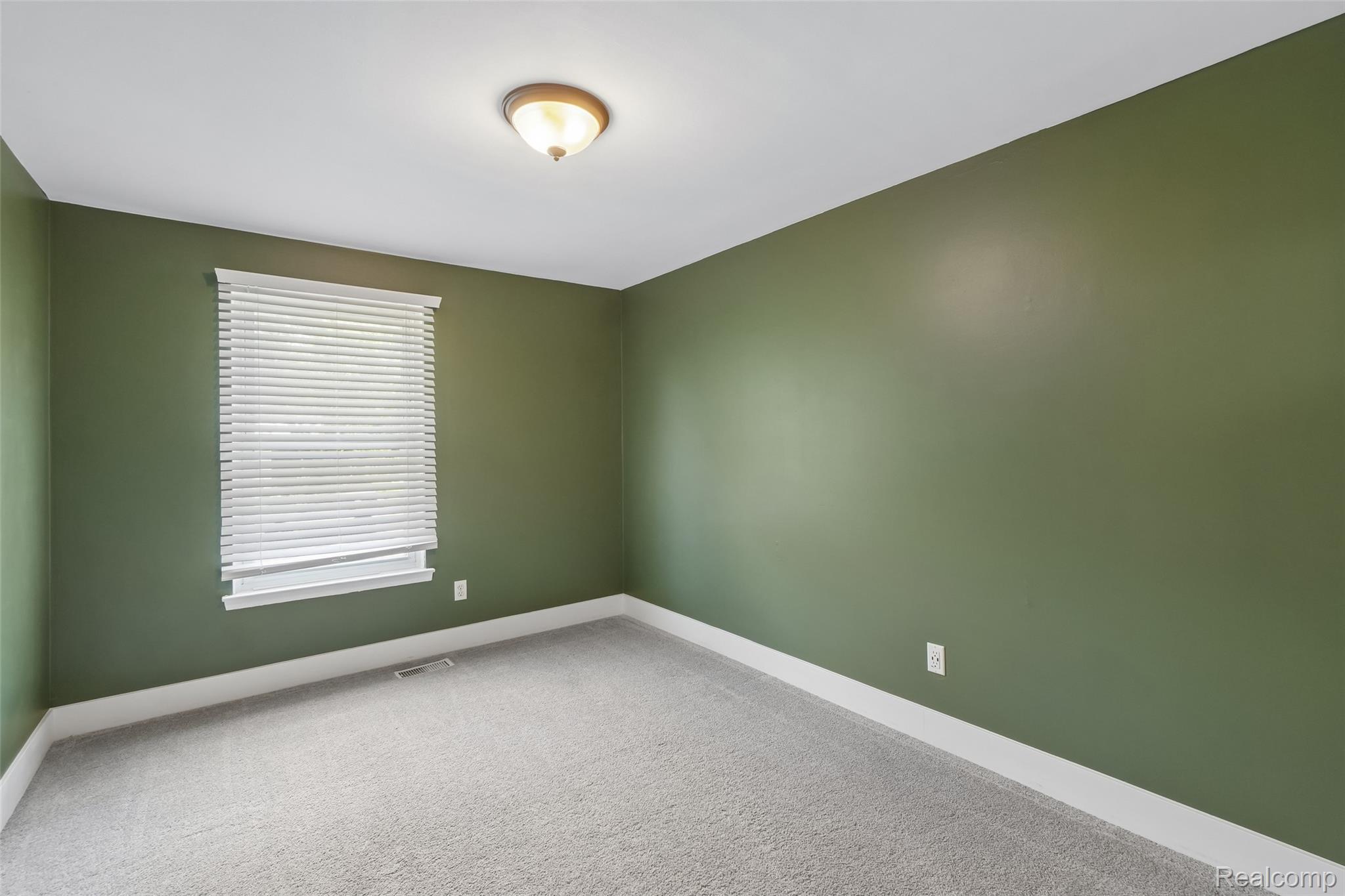 5752 Sunset Trail