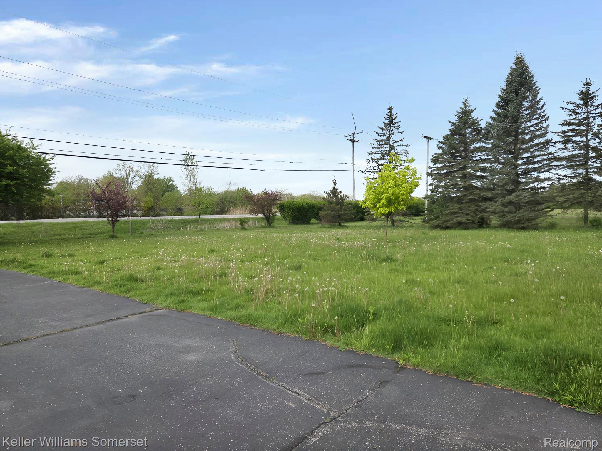 2310 Fred W Moore Highway