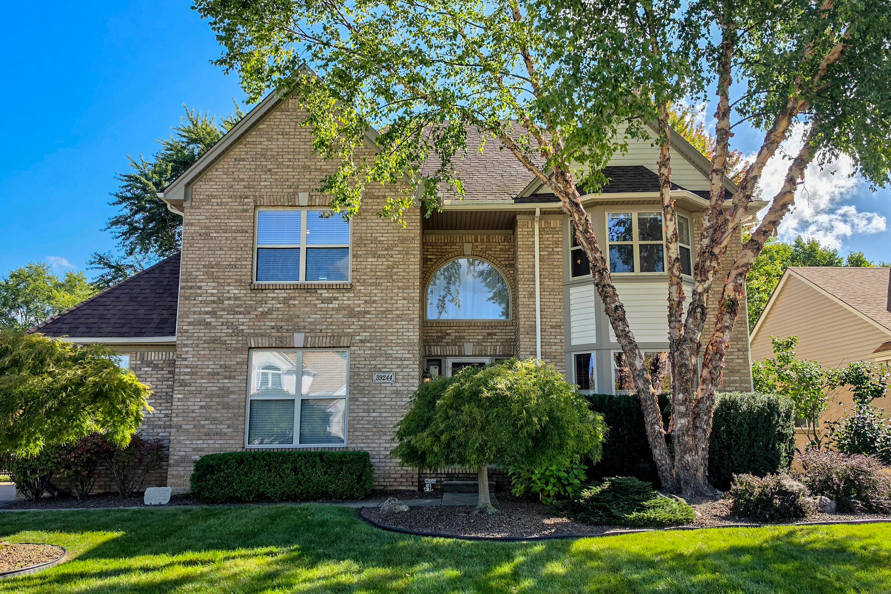 39244 Canterbury Drive