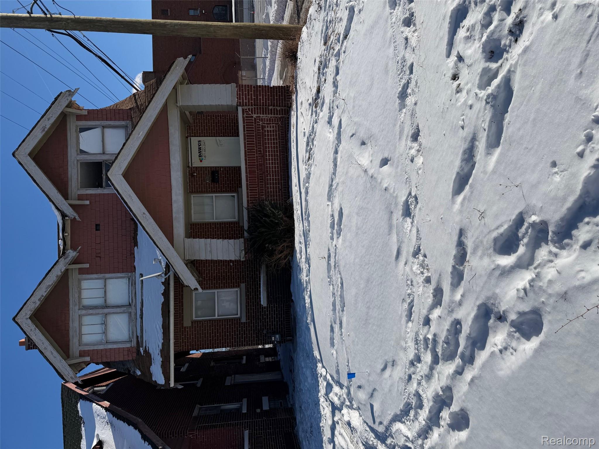 8930 N Martindale Street