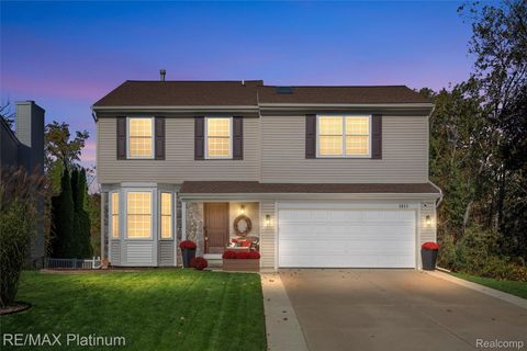 1815 Andover Boulevard Hartland Township MI 48843