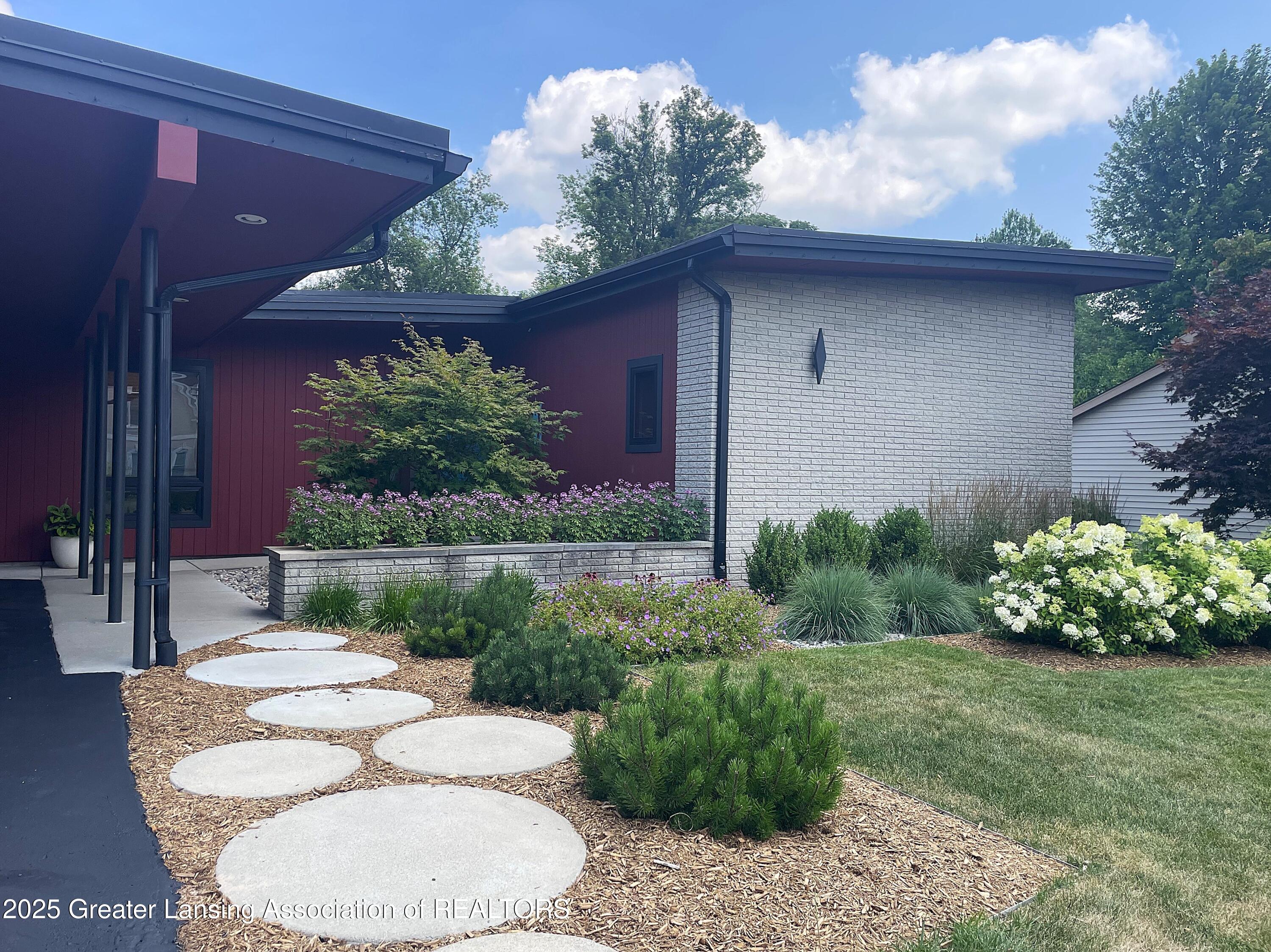 Meridian Charter Township, Michigan 48823, United States, 3 Bedrooms Bedrooms, ,2 BathroomsBathrooms,Residential,Coming Soon,177600