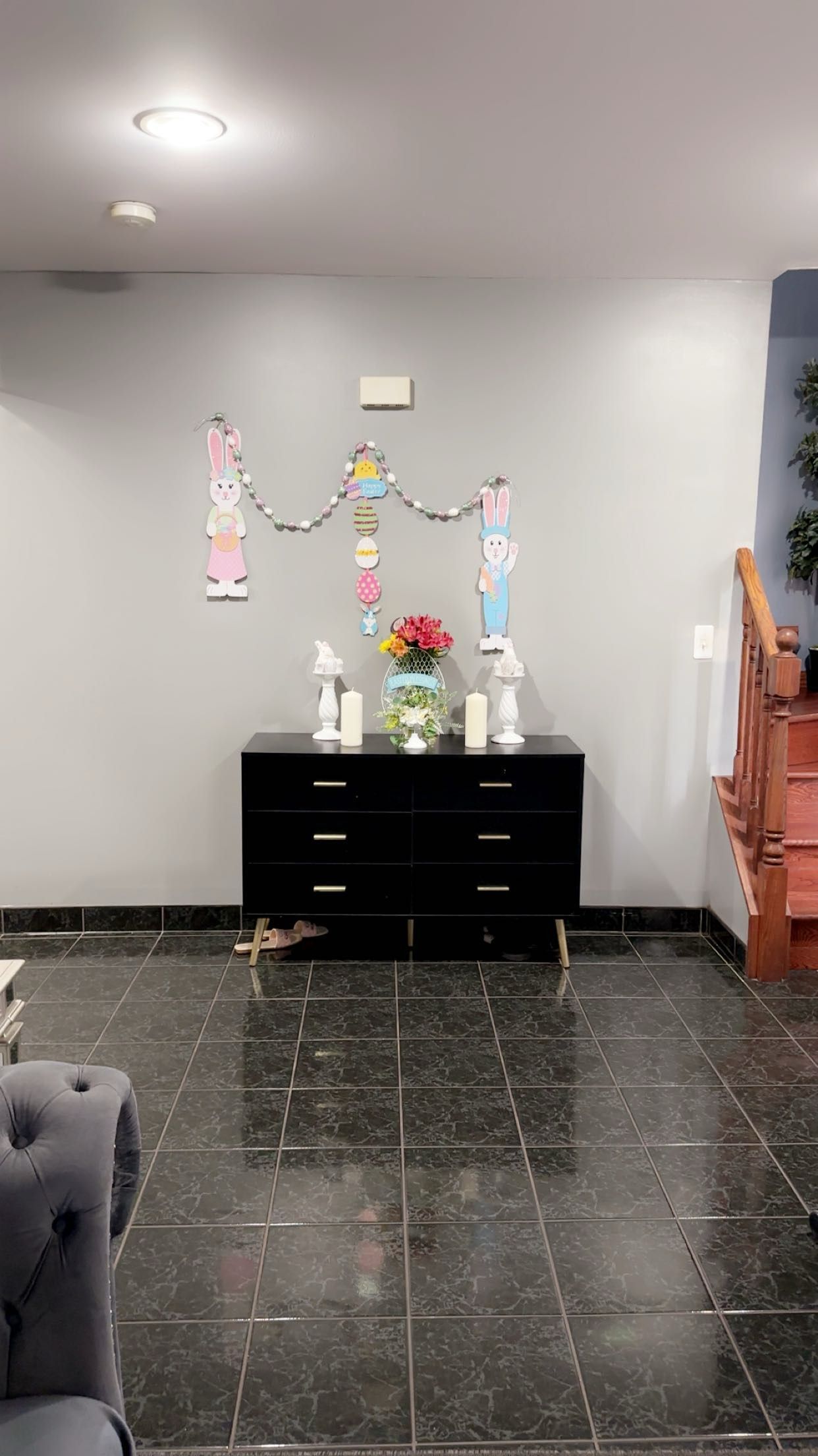 8452 DONCASTER Drive