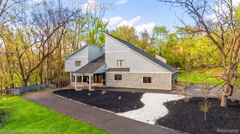 1830 Lone Pine Road Bloomfield Hills City MI 48302