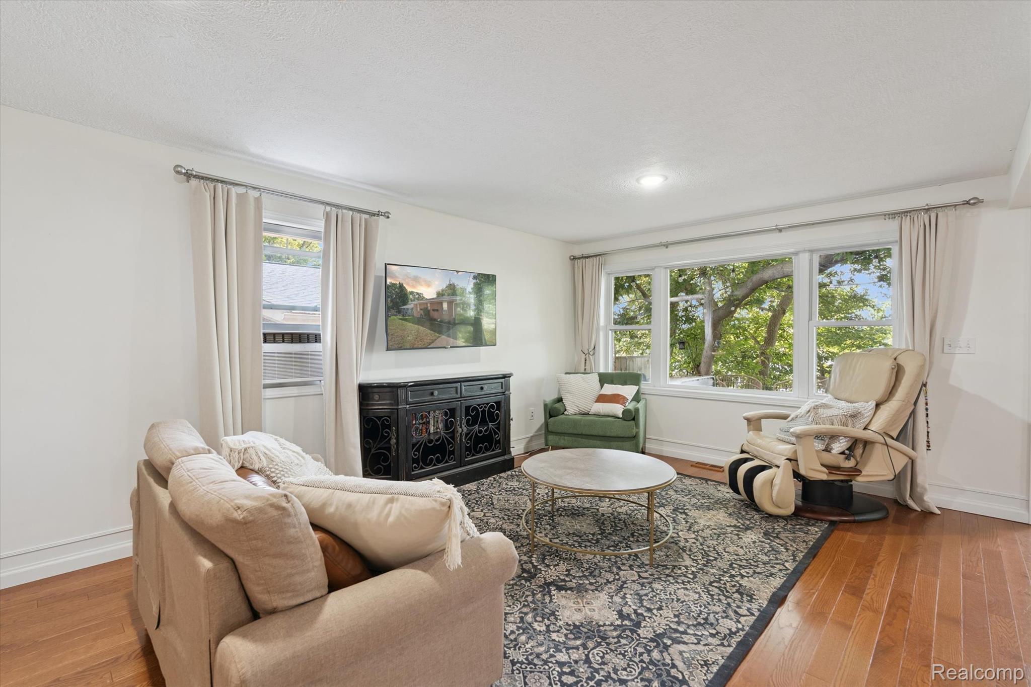 4475 Harp Drive