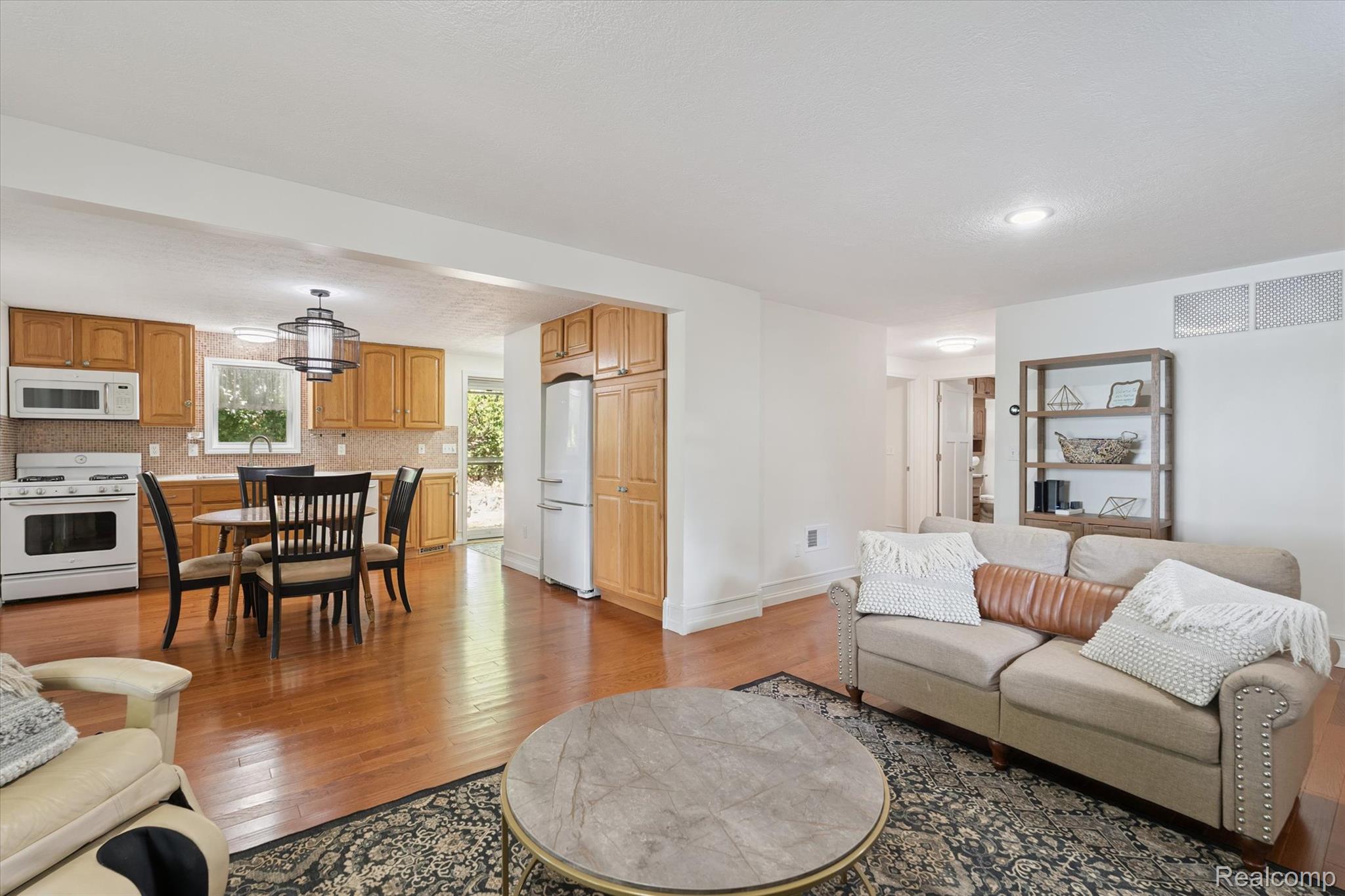 4475 Harp Drive