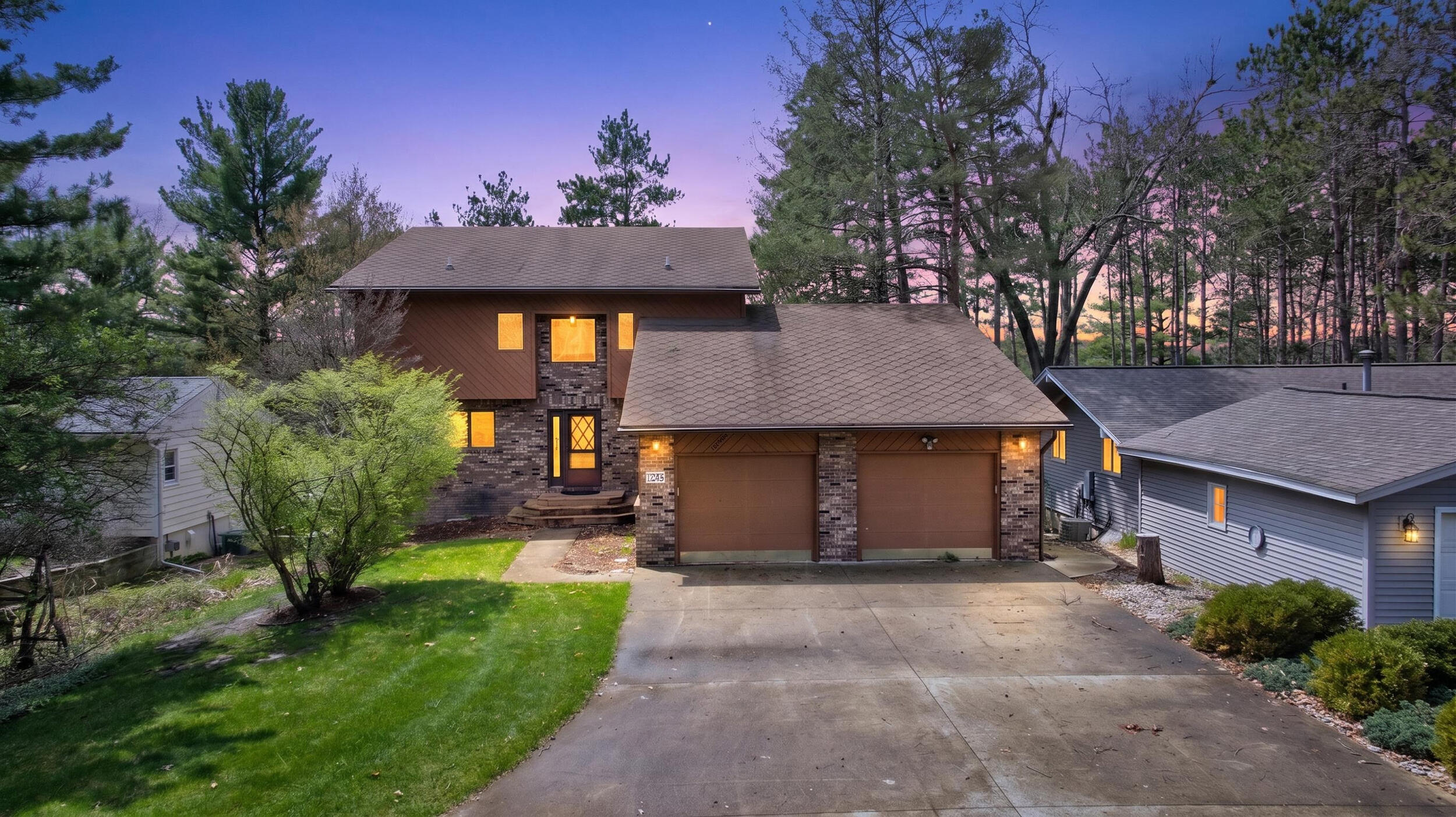 11243 Pinewood Drive