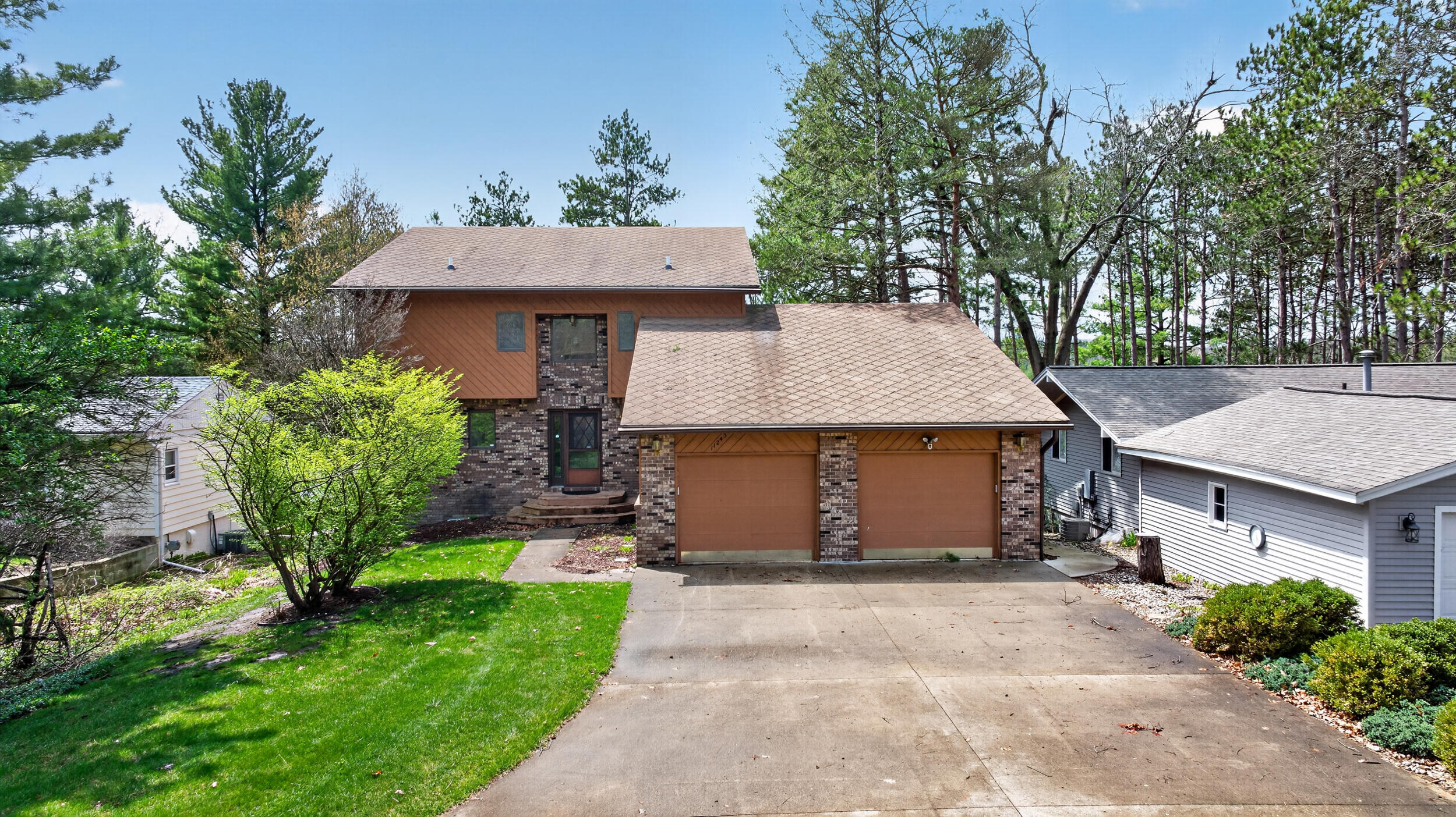 11243 Pinewood Drive